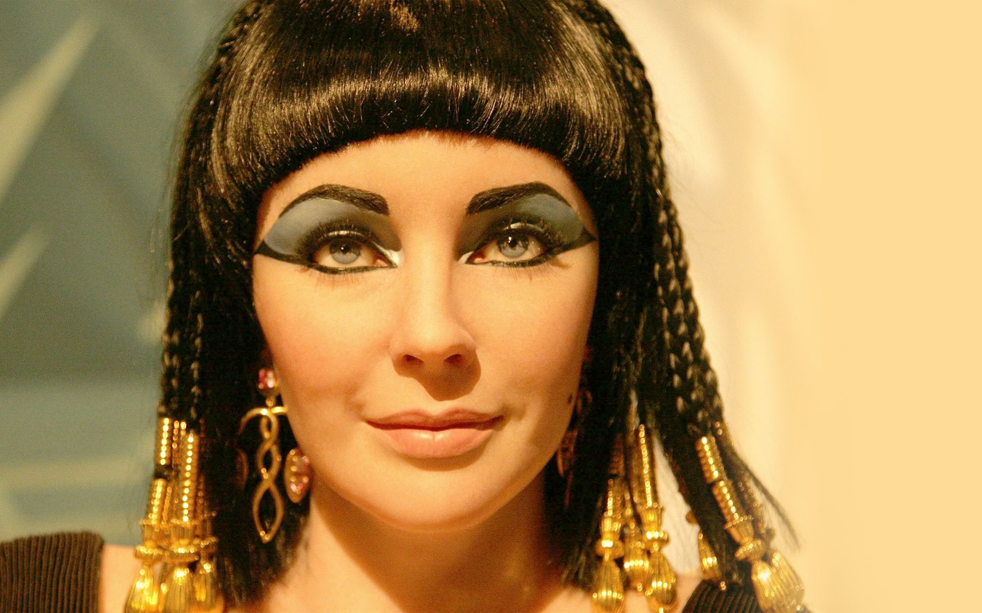 Cleopatra Elizabeth Taylor Face Women Actress Old Photos Film Grain Celebrity Brunette Makeup Braide 1920x1200