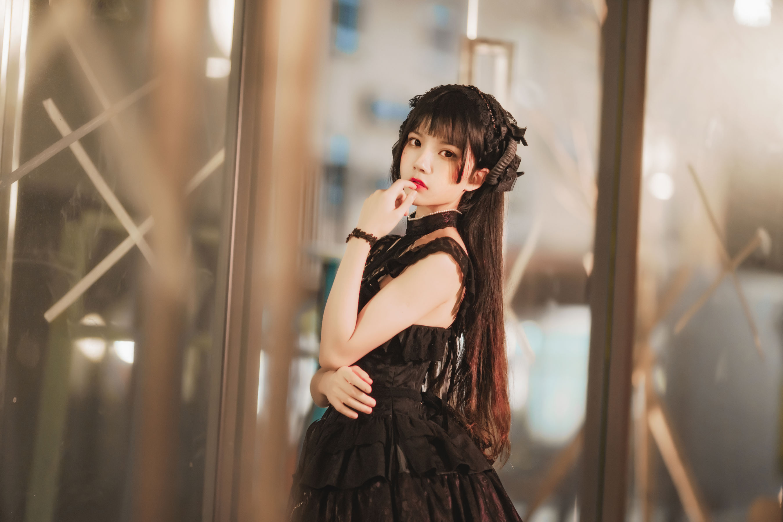 Cherryneko Women Model Asian Long Hair Dark Hair Night Gothic Lolita Black Dress 2698x1800
