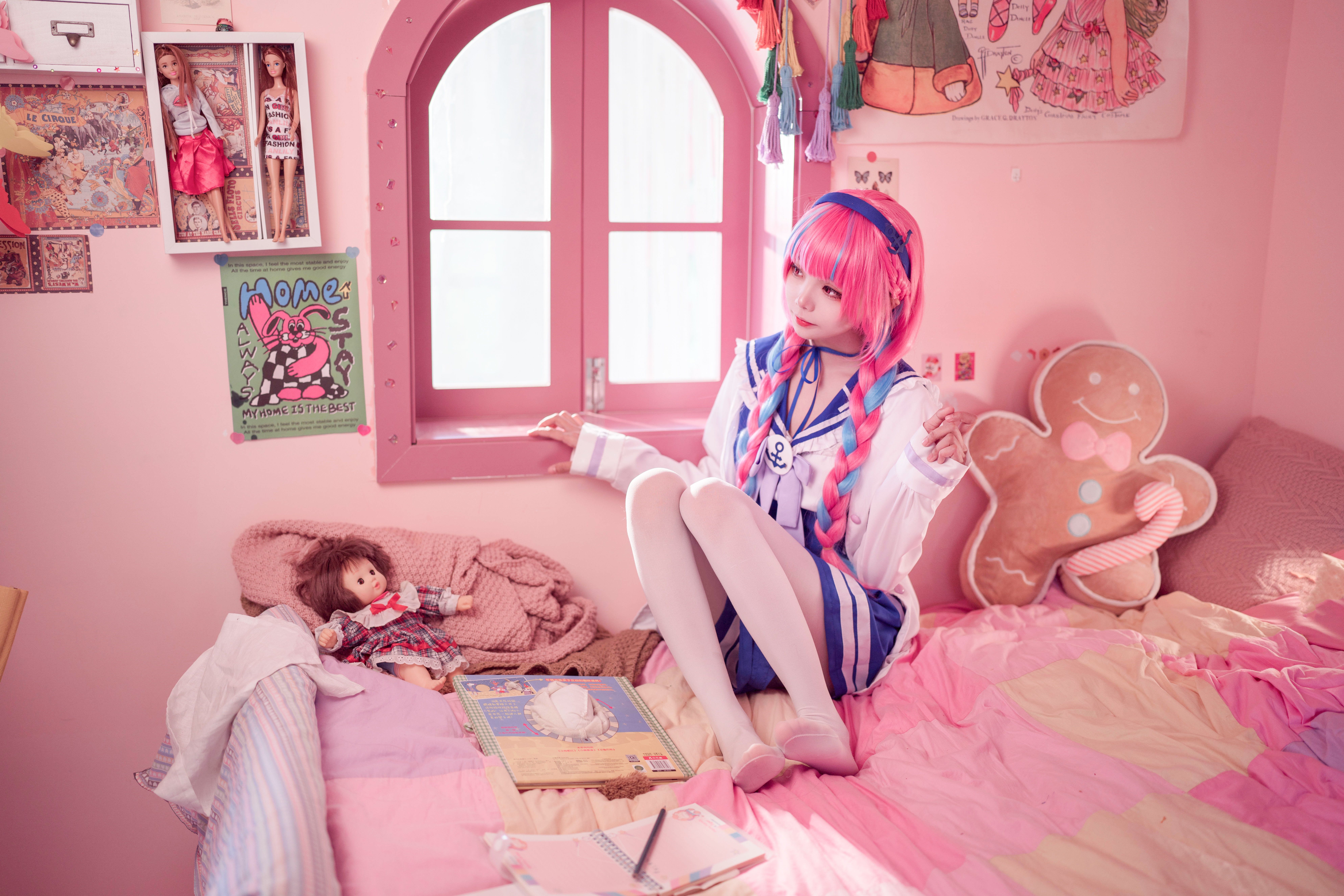 Minato Aqua Pink Hair Asian Cosplay Legs Maid Outfit Feet Looking Away Indoors In Bed 7952x5304