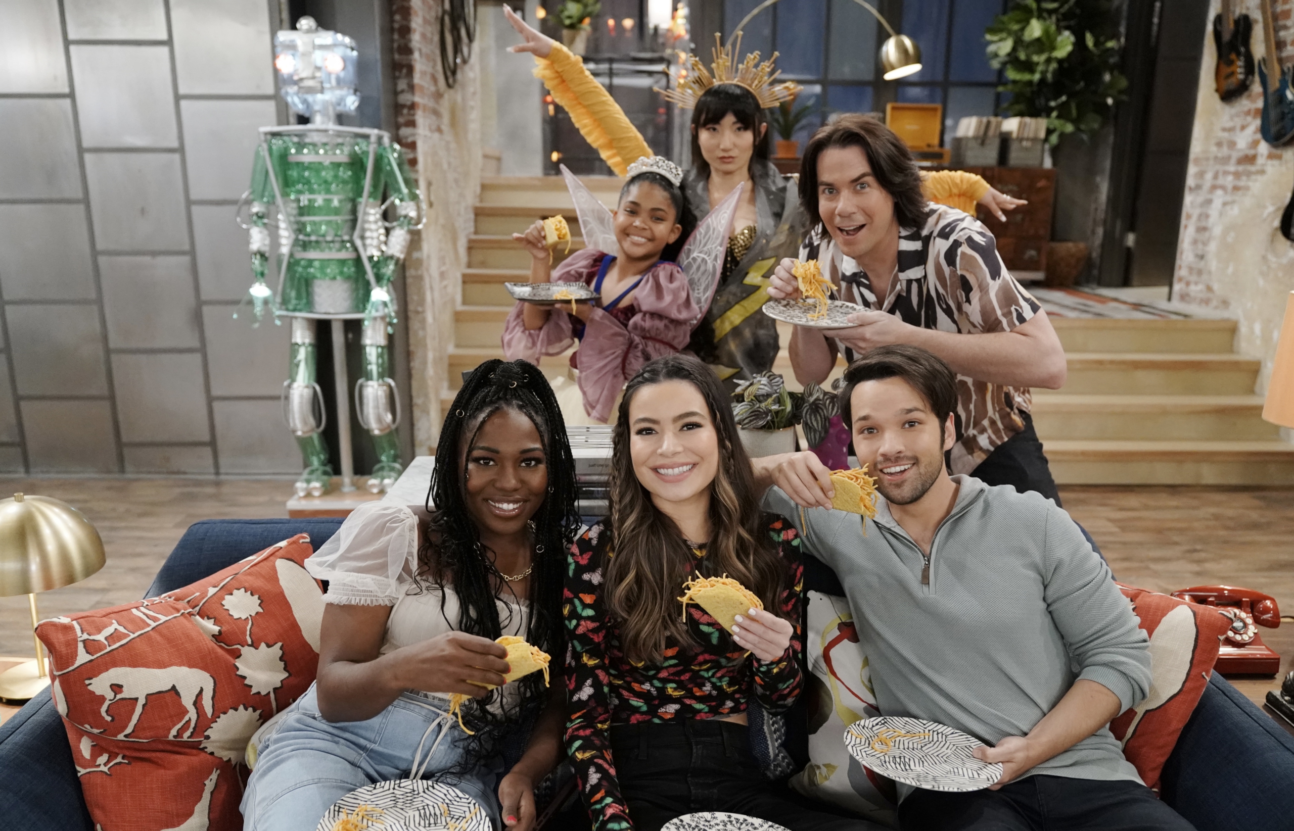TV Show ICarly 2021 2560x1645