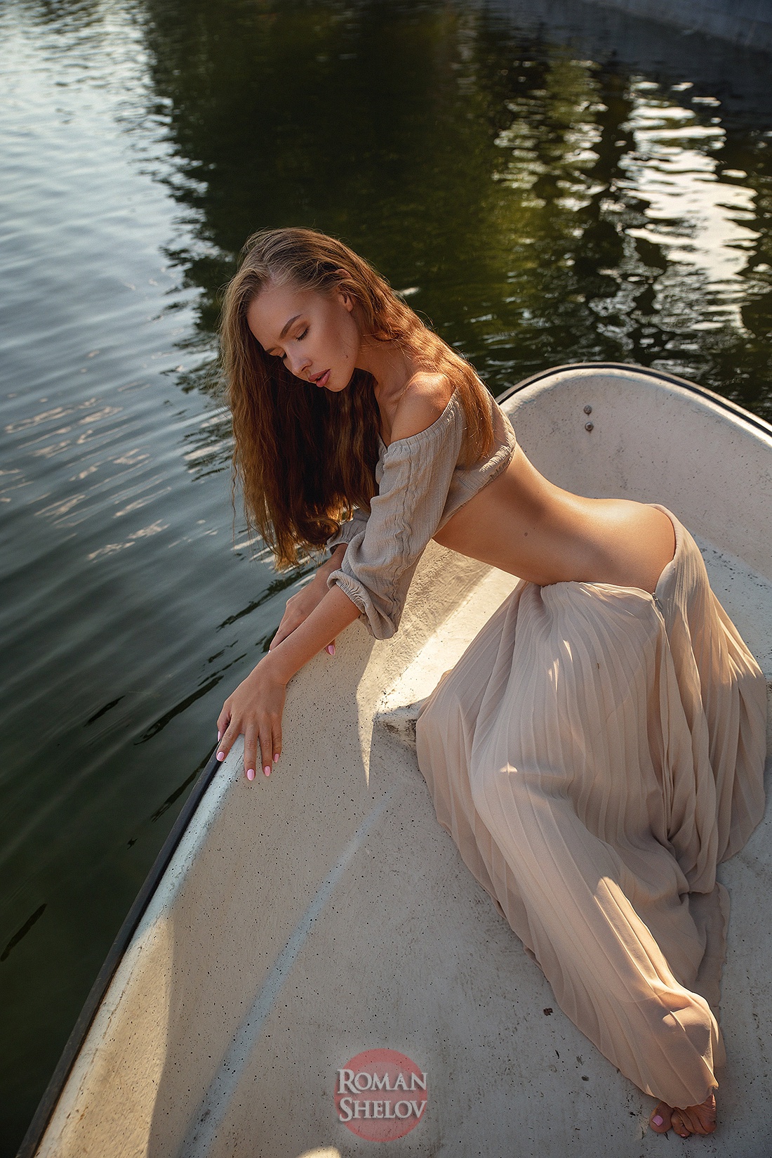 Roman Shelov Women Brunette Brown Clothing Barefoot Boat Water Lake 1100x1648