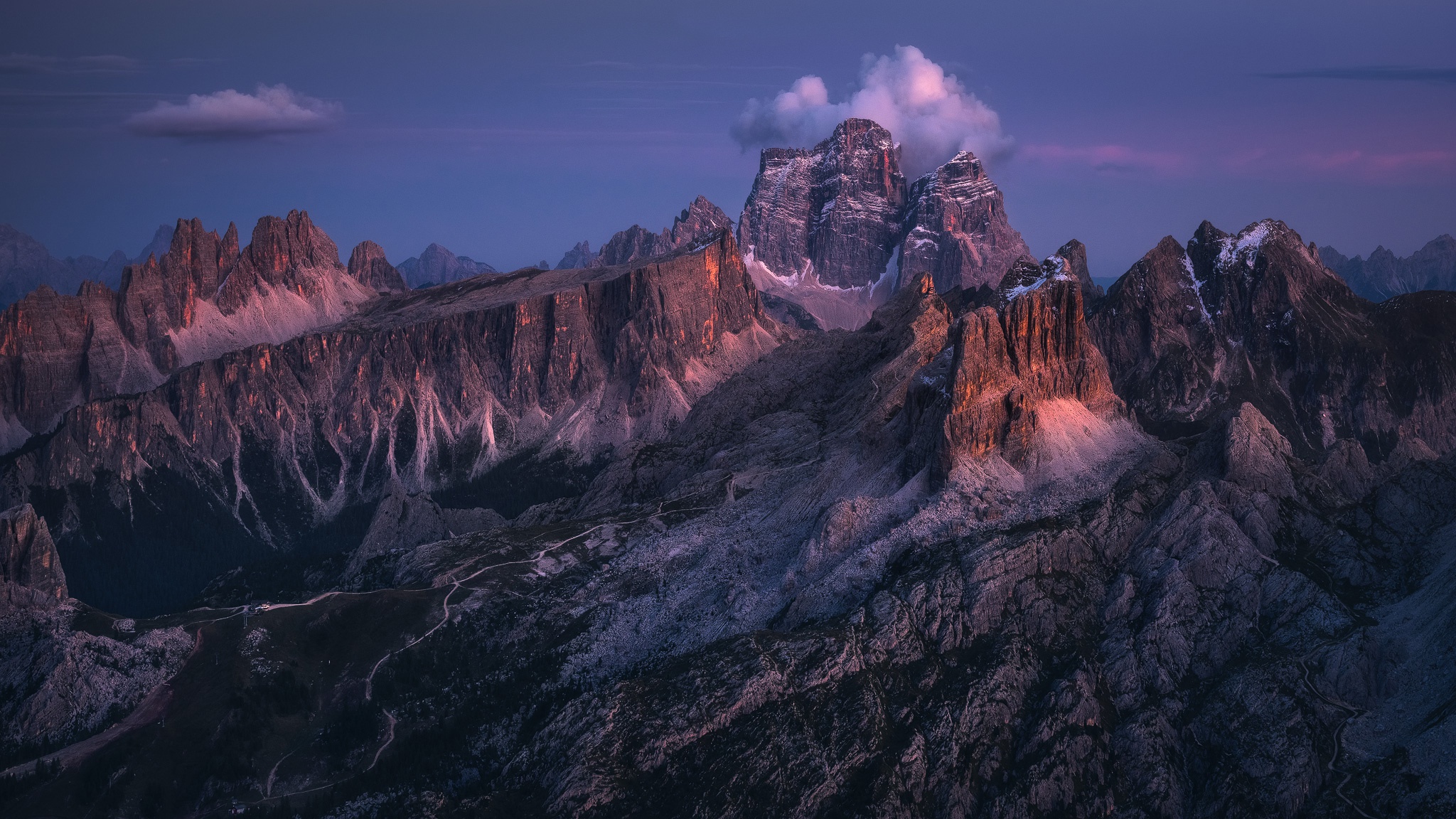 Mountain Italy Dolomites 2048x1152