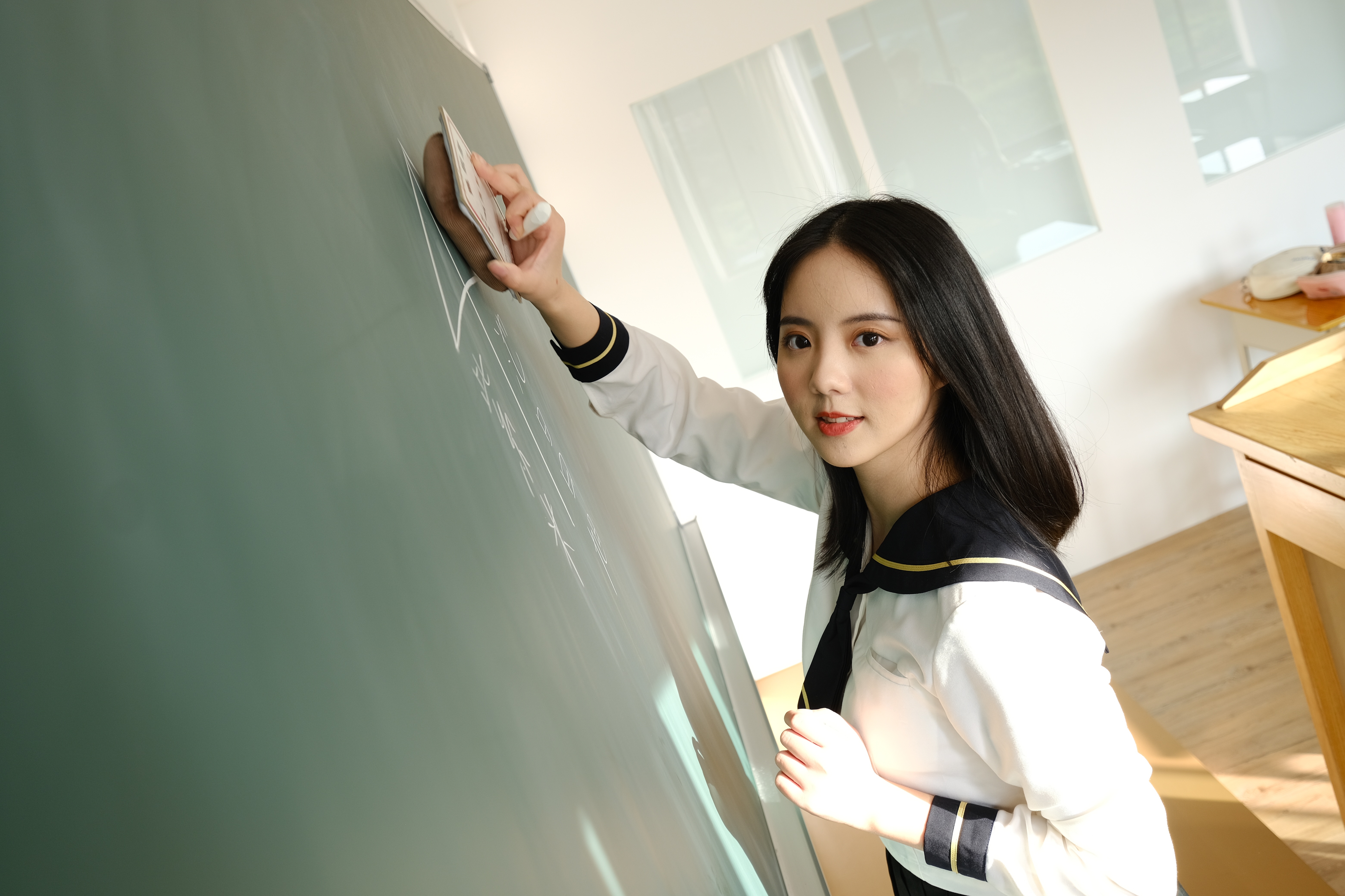 Classroom Chalkboard Asian School Uniform Black Hair 6240x4160