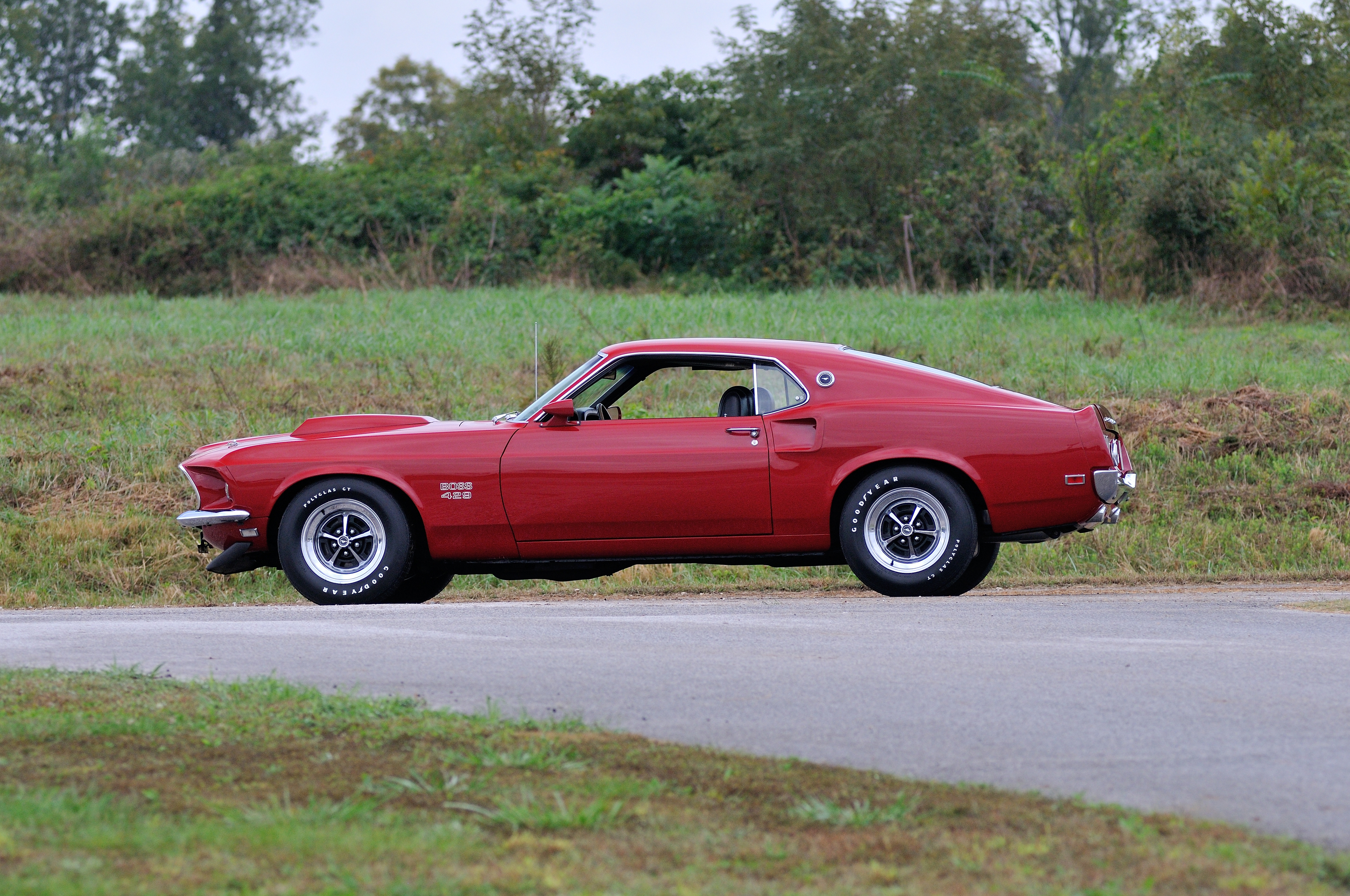 Fastback Muscle Car 4096x2720