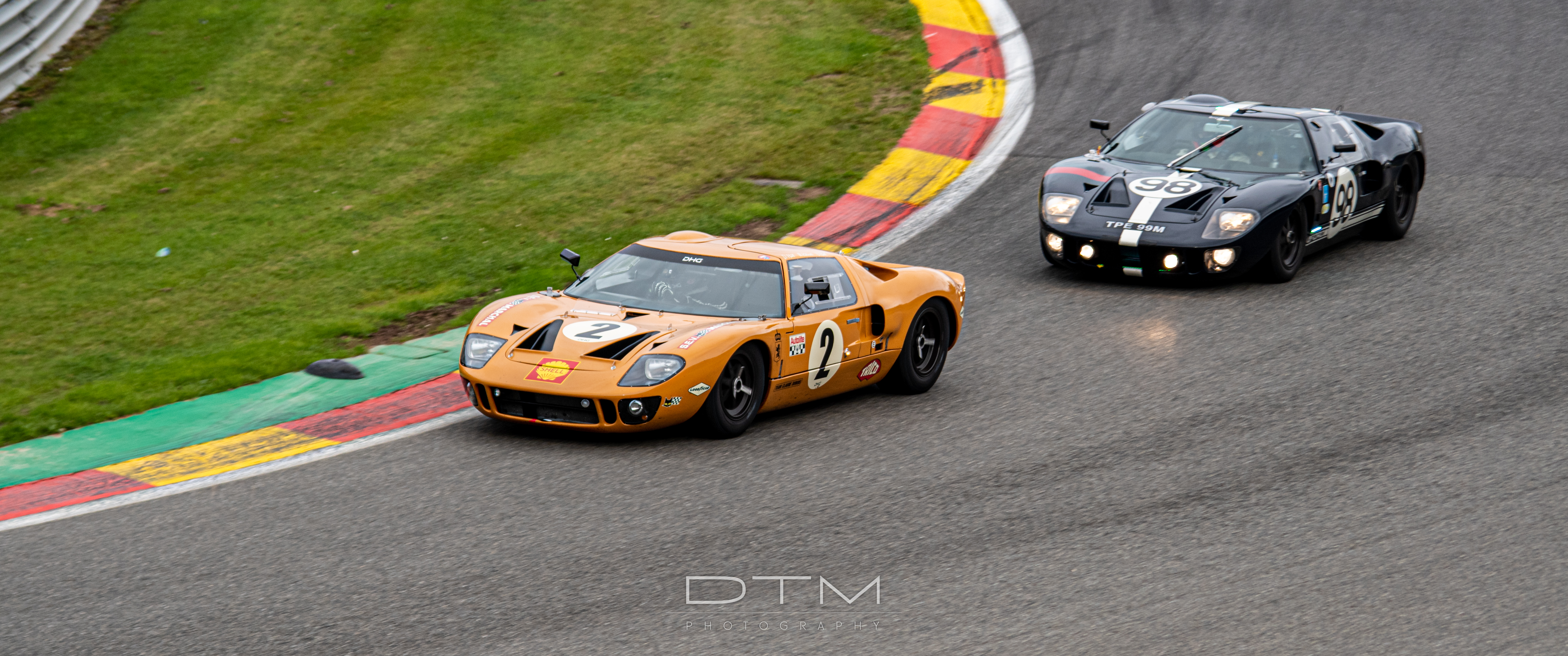 Ford GT40 Spa Francorchamps Spa Francorchamps Dtm Photography Race Cars Car Race Tracks Grass Front  5568x2331