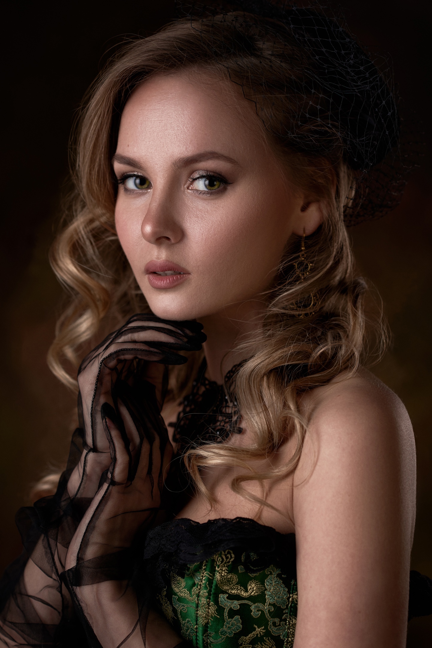Max Pyzhik Women Brunette Gloves Bare Shoulders Makeup Portrait 1442x2160