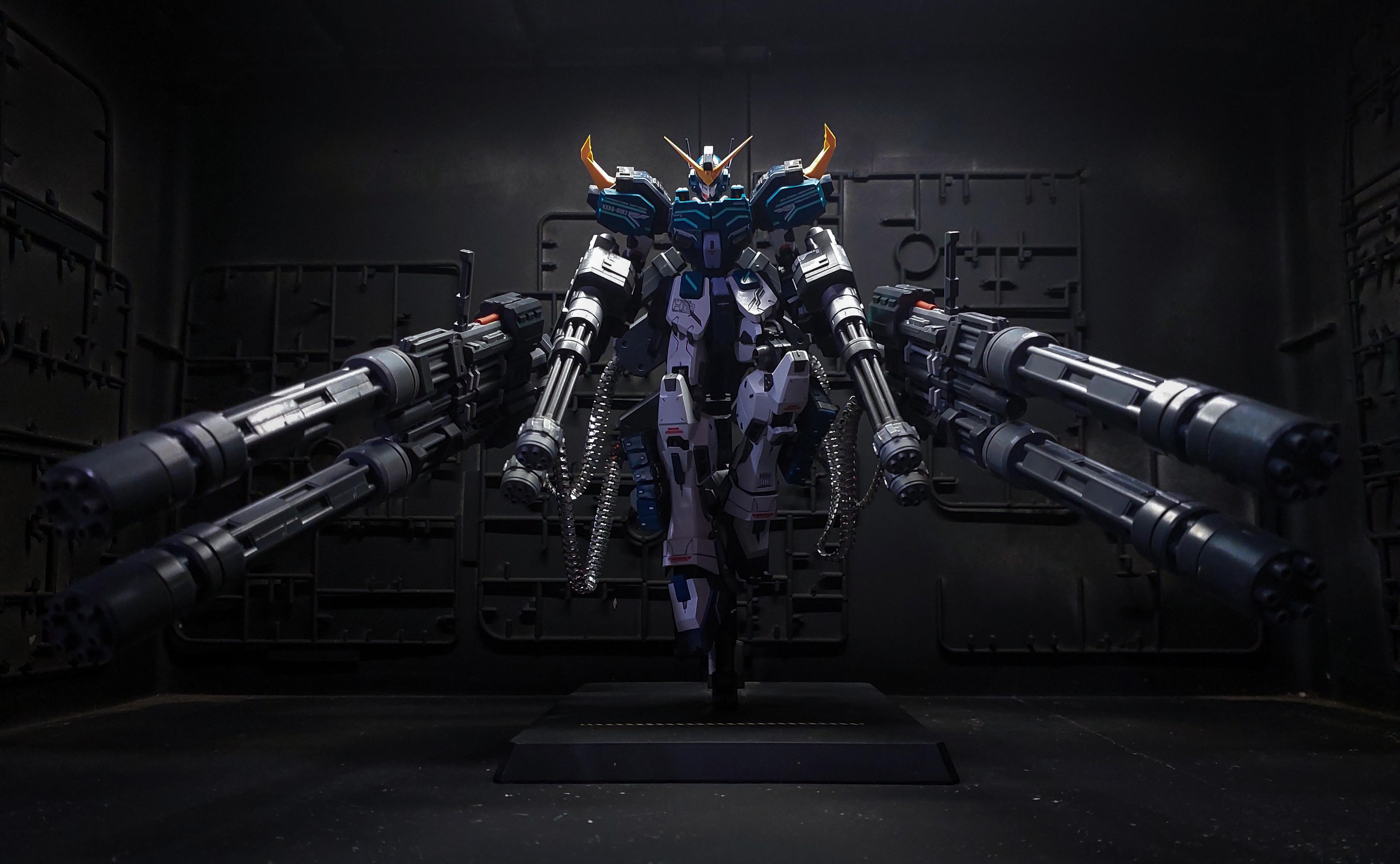 Gundam Gundam Heavyarms Custom Gunpla 4000x2470