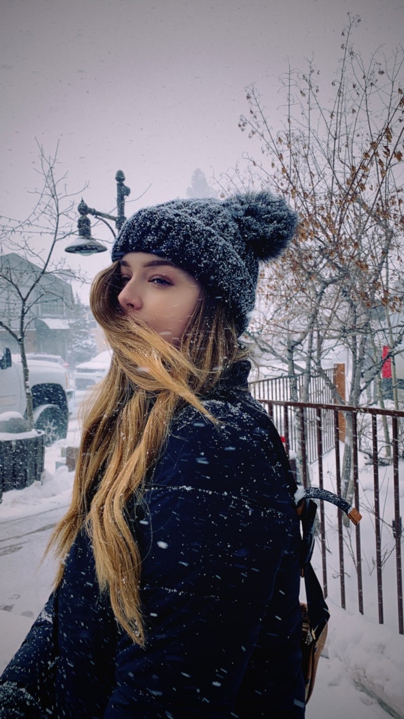 Model Brunette Long Hair Winter Snowing Women Hair In Face Snow Covered 800x1422