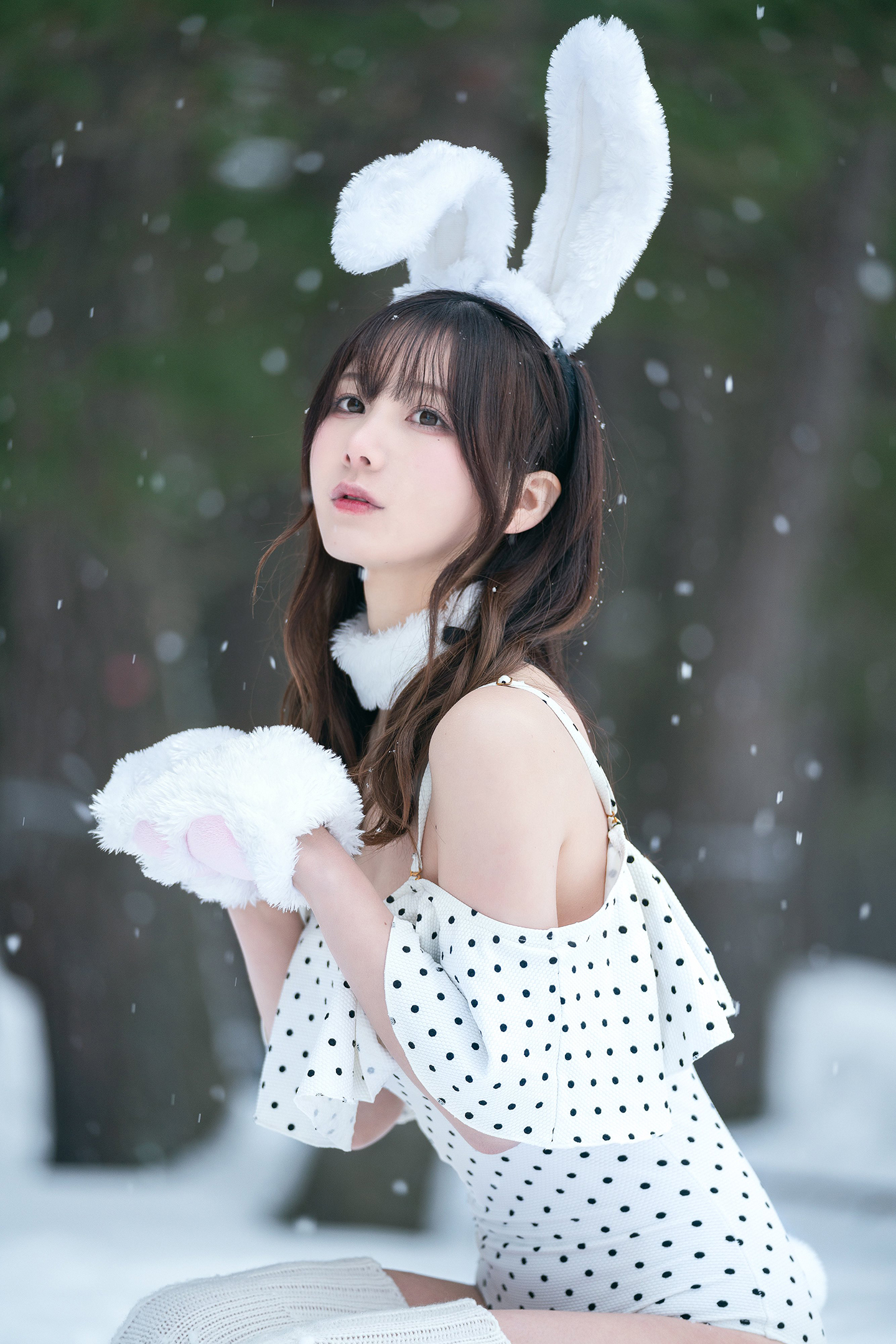 Women Asian Brunette Cosplay Dots White Clothing Rabbits Snow 1440x2159