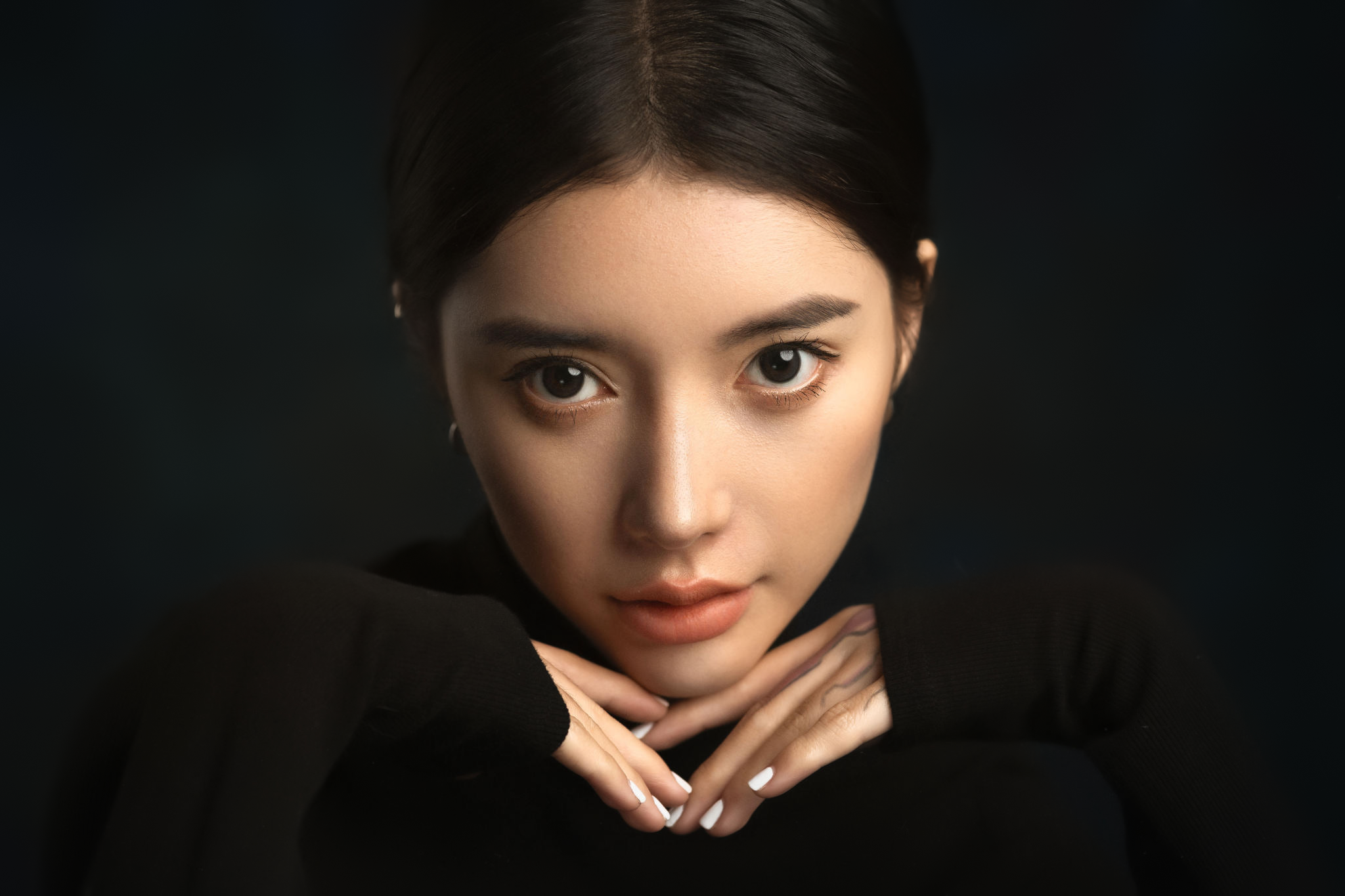 Lee Hu Women Asian Brunette Dark Eyes Looking At Viewer Black Clothing White Nails Portrait Simple B 2048x1365