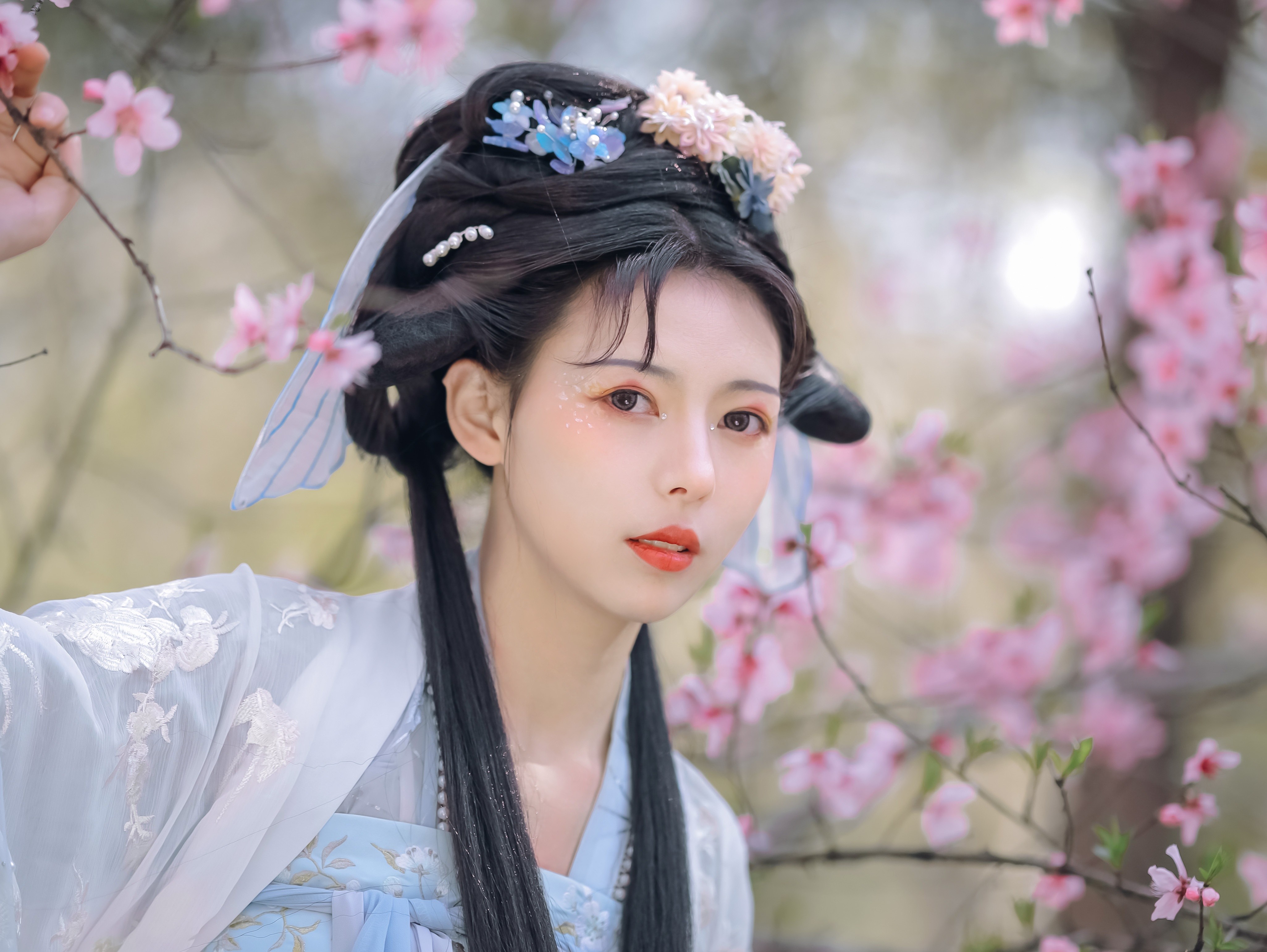 Archaic Wind Hanfu Women Outdoors Flower In Hair Asian 4102x3083