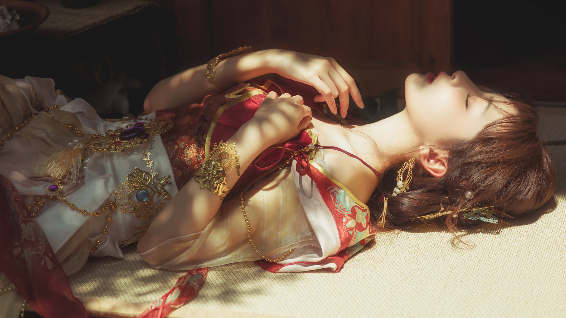 Asian Chinese Clothing Indoors Women 1920x1080