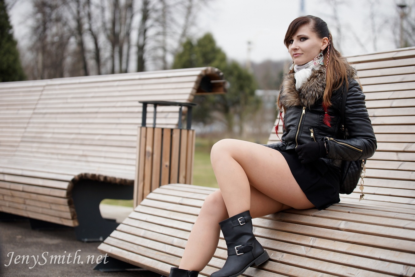 Model Brunette Public Jacket Women Black Jackets Fur Zipper On Bench Black Boots Outdoors 1350x900