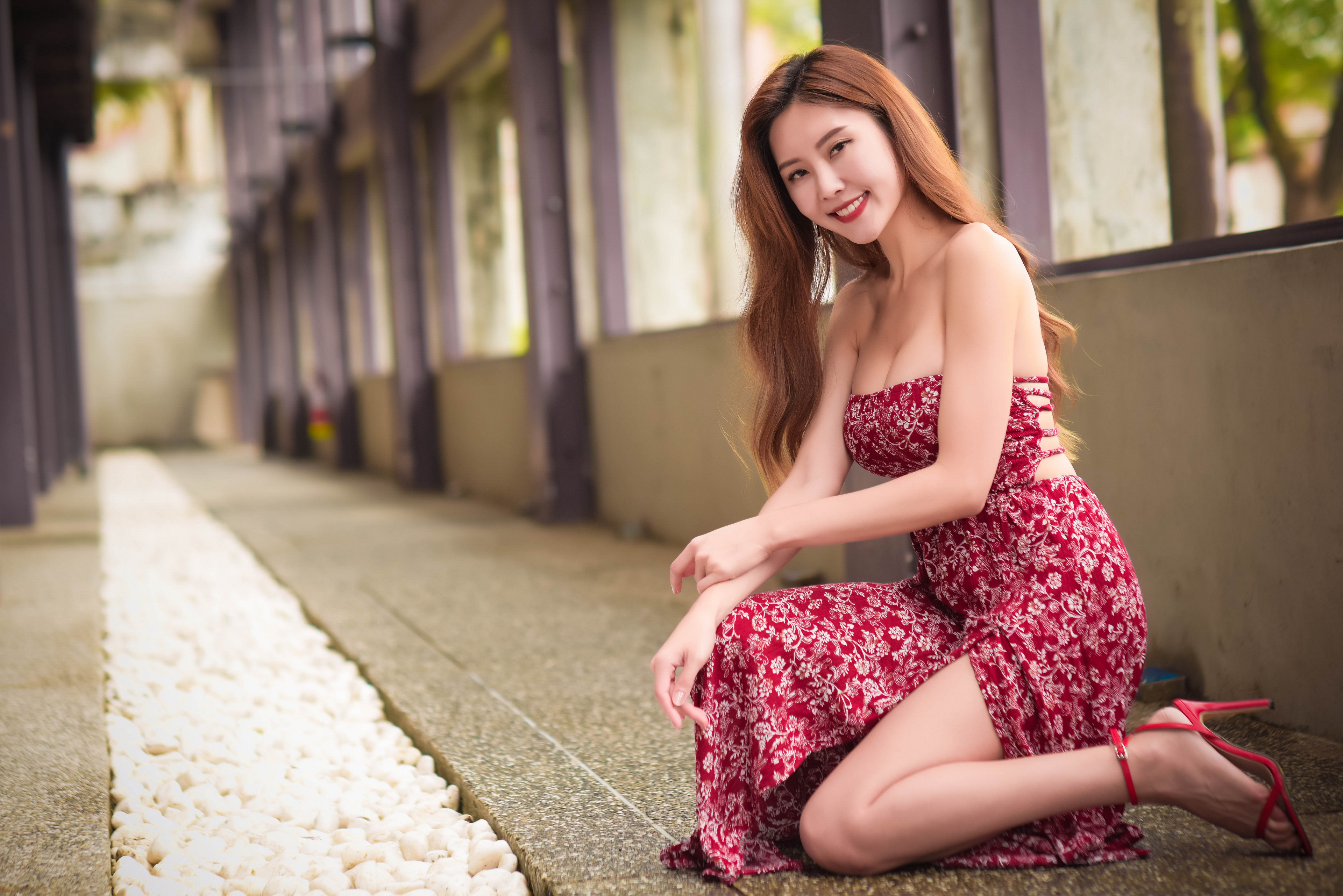 Asian Model Women Long Hair Dark Hair Red Heels Flower Dress Hallway 3840x2563