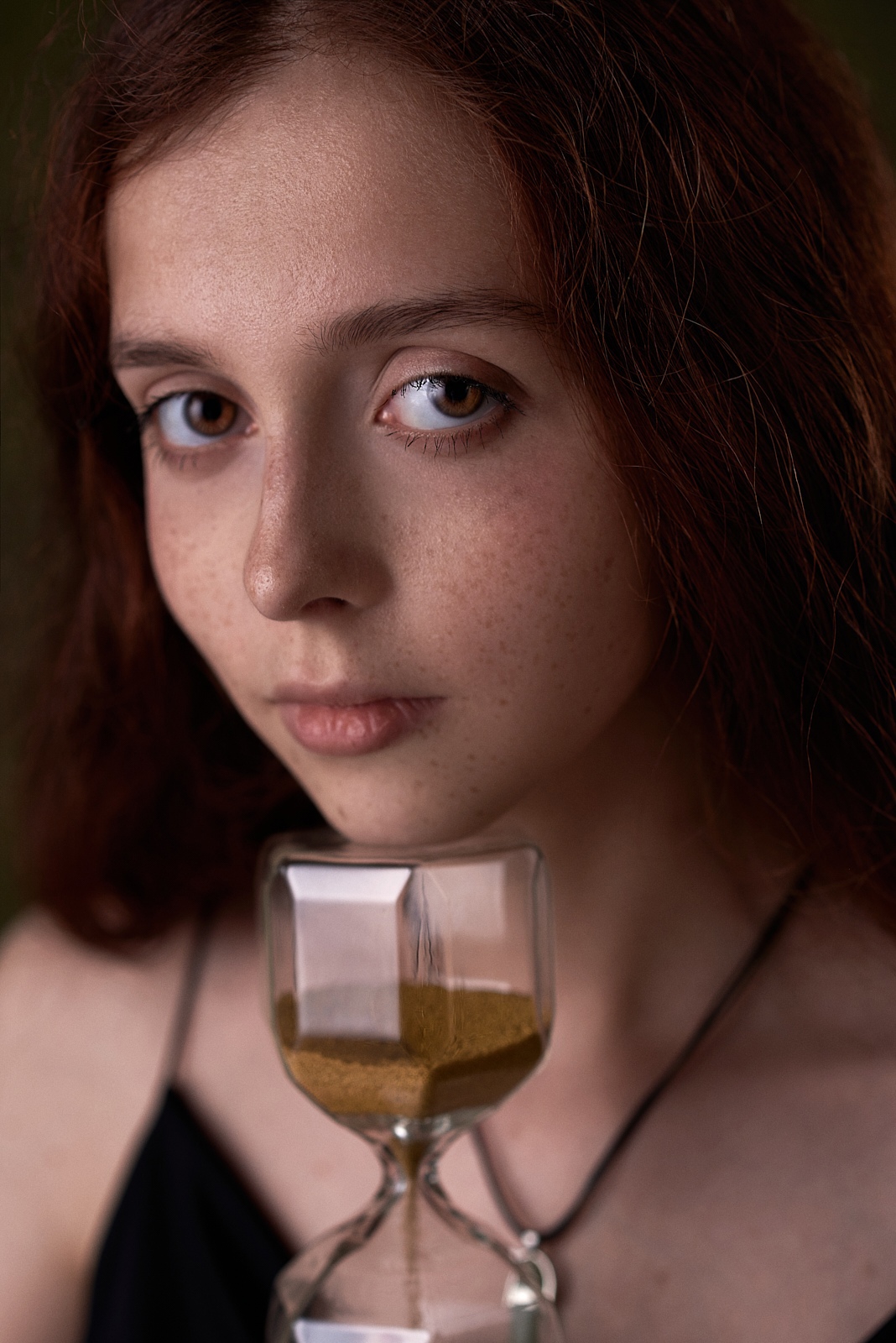 Max Pyzhik Women Redhead Brown Eyes Freckles Hourglasses Portrait 1068x1600