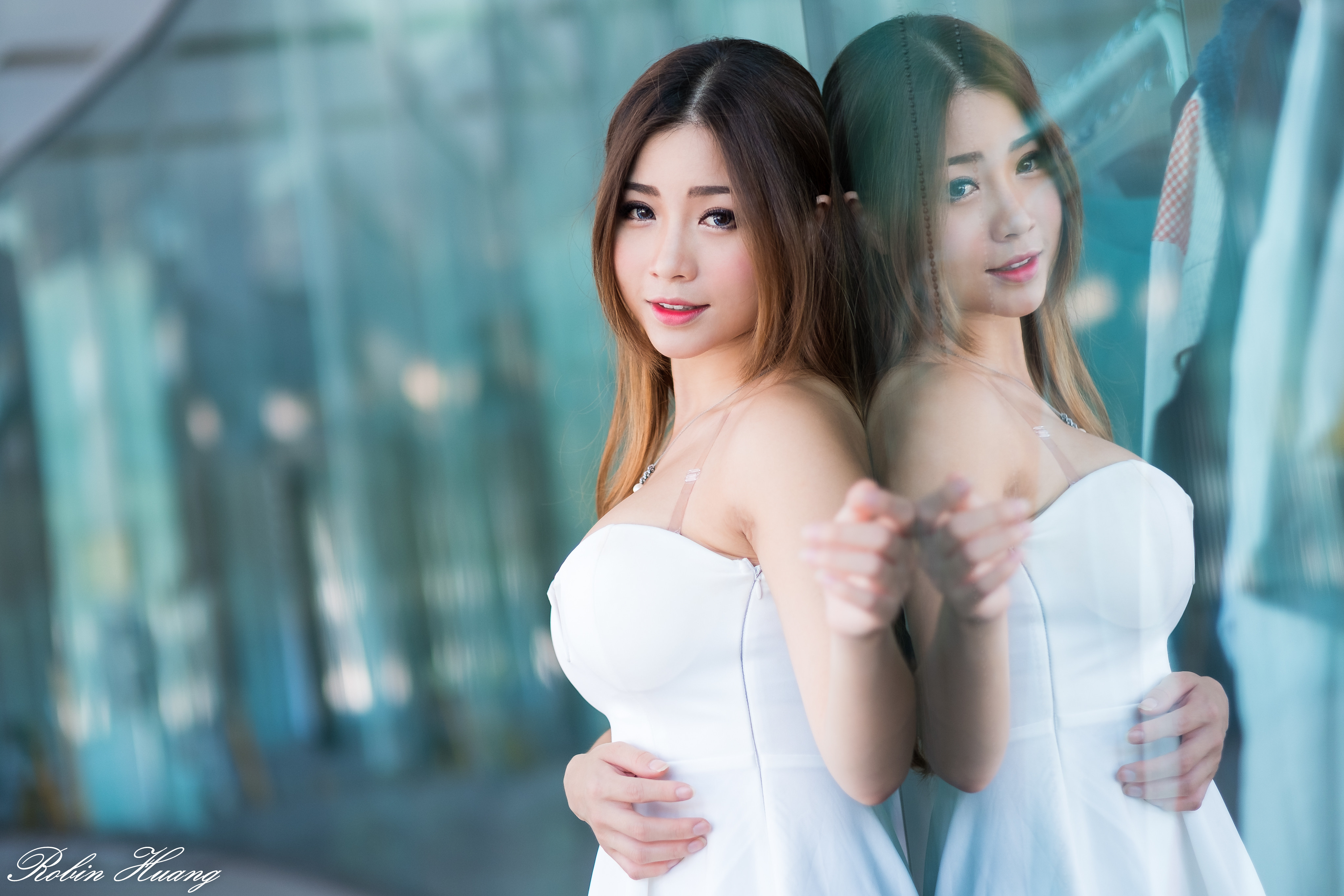 Karry Chen Model Brunette Women Asian Reflection Robin Huang 4096x2731