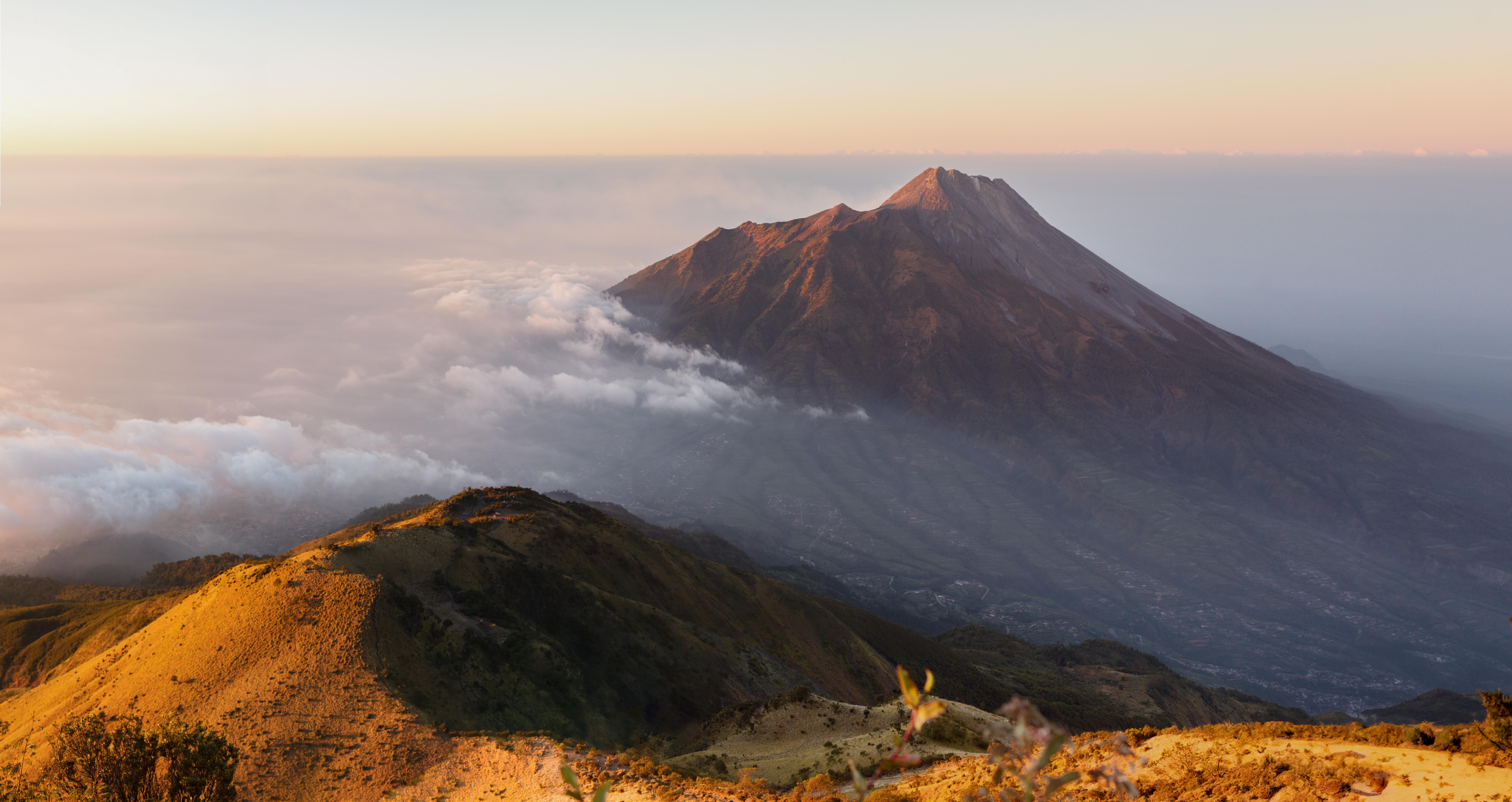 Clouds Mountains Sunset Volcano Java Island Asia Merapi Mount Indonesia Mountain View Mist 9268x4917