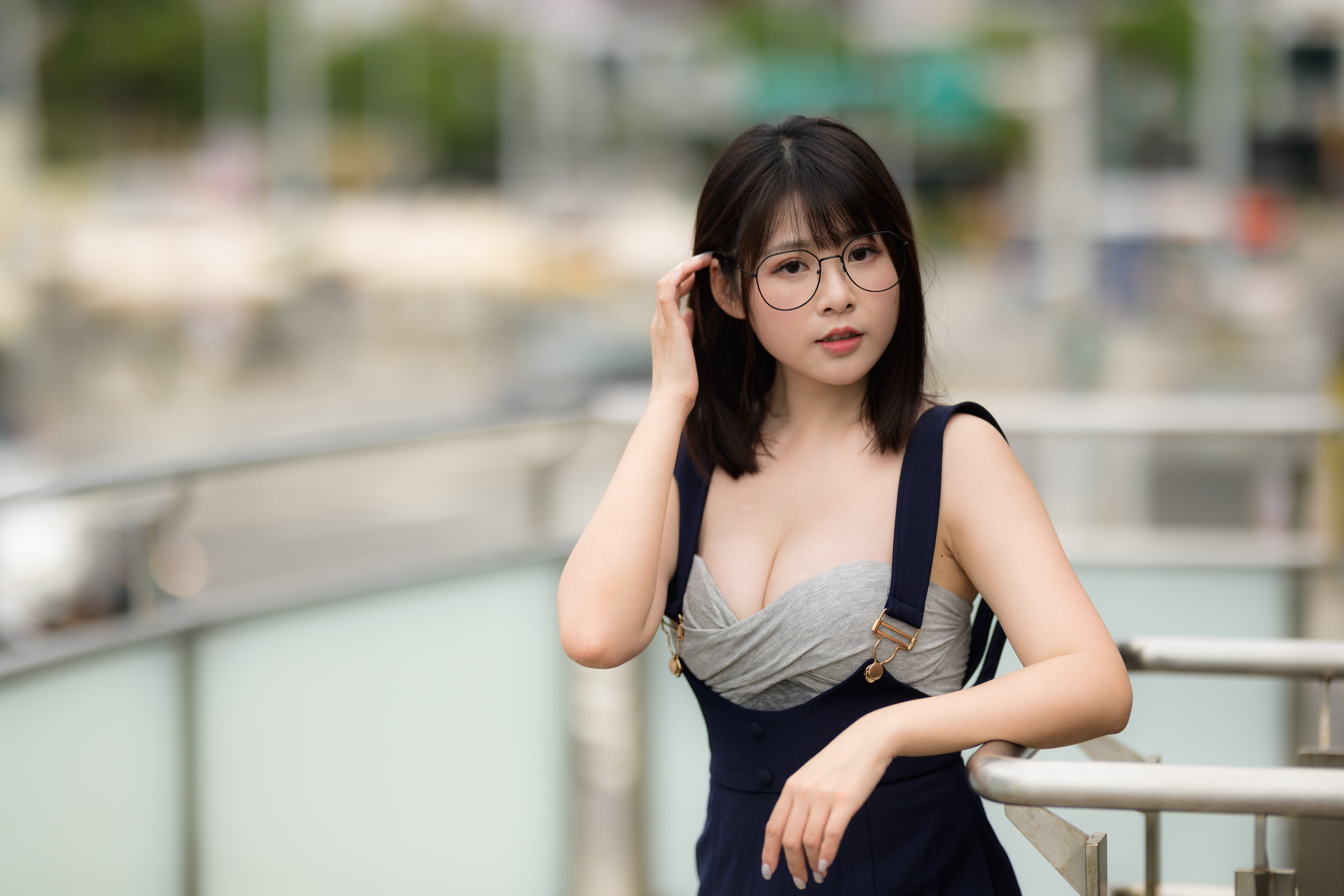 Asian Model Women Dark Hair Short Hair 3840x2560