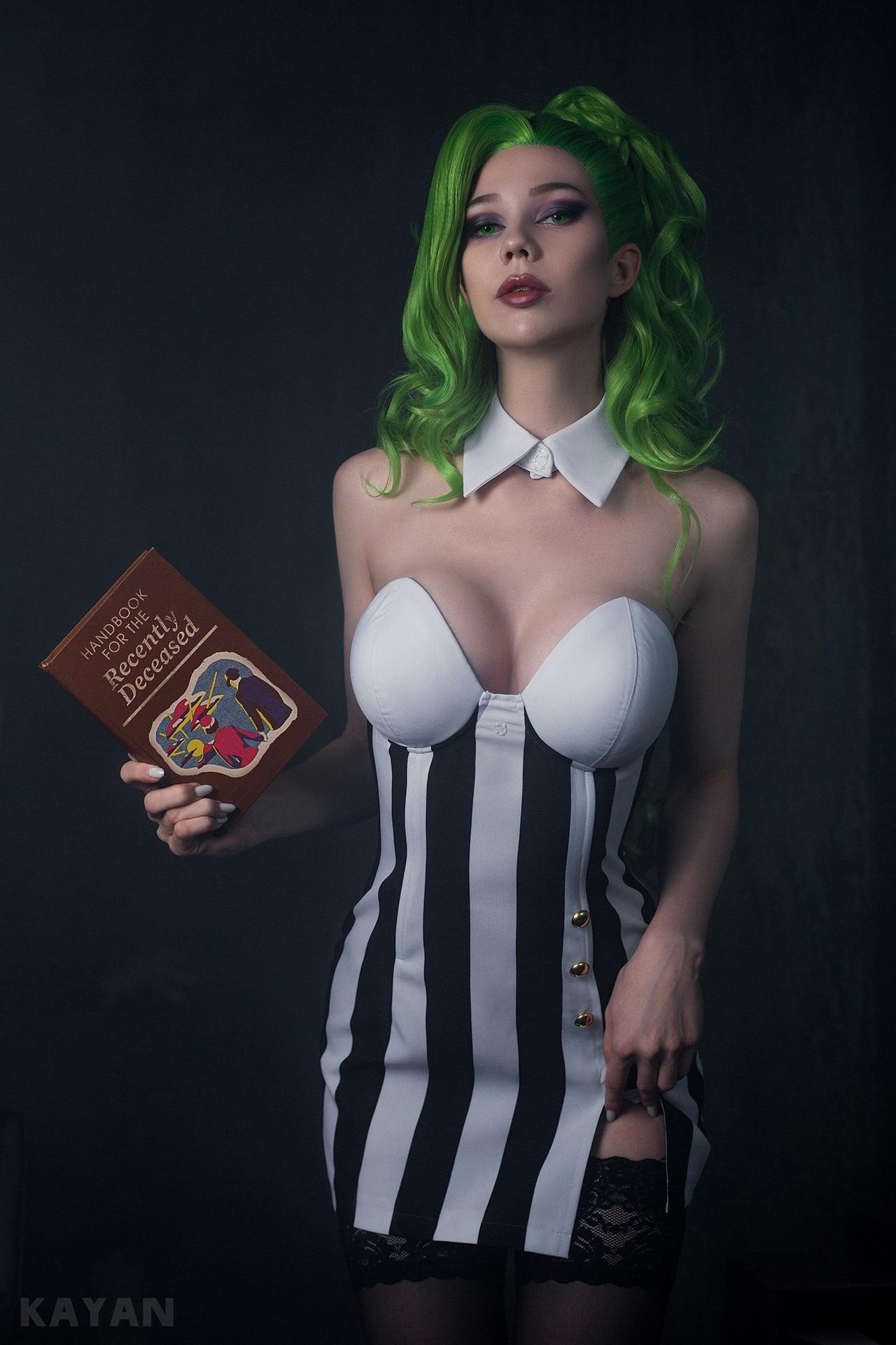 Women Green Hair Green Eyes Stripes Books 1280x1920