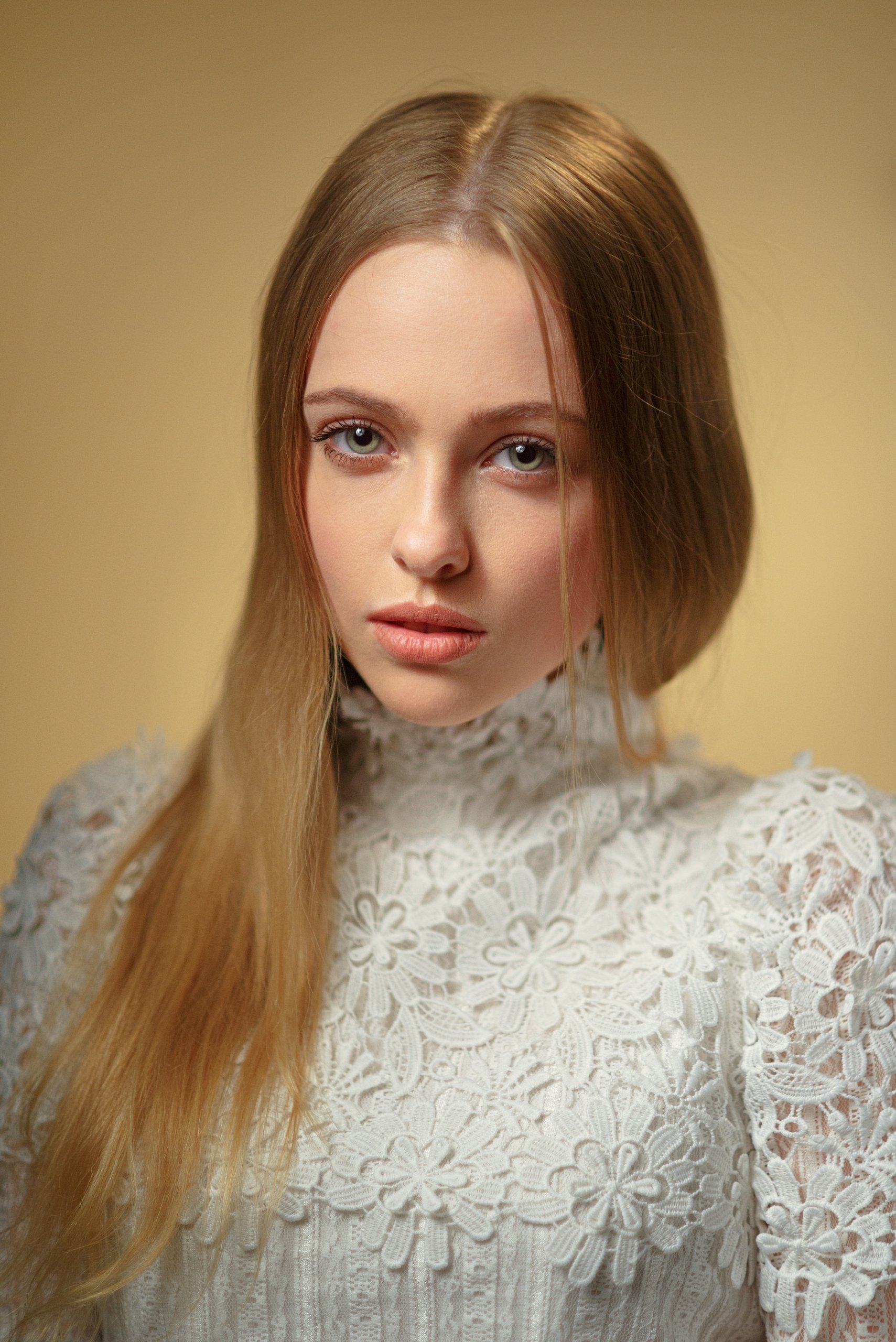 Pavel Cherepko Women Portrait Looking At Viewer Turtlenecks Makeup Simple Background Portrait Displa 1709x2560