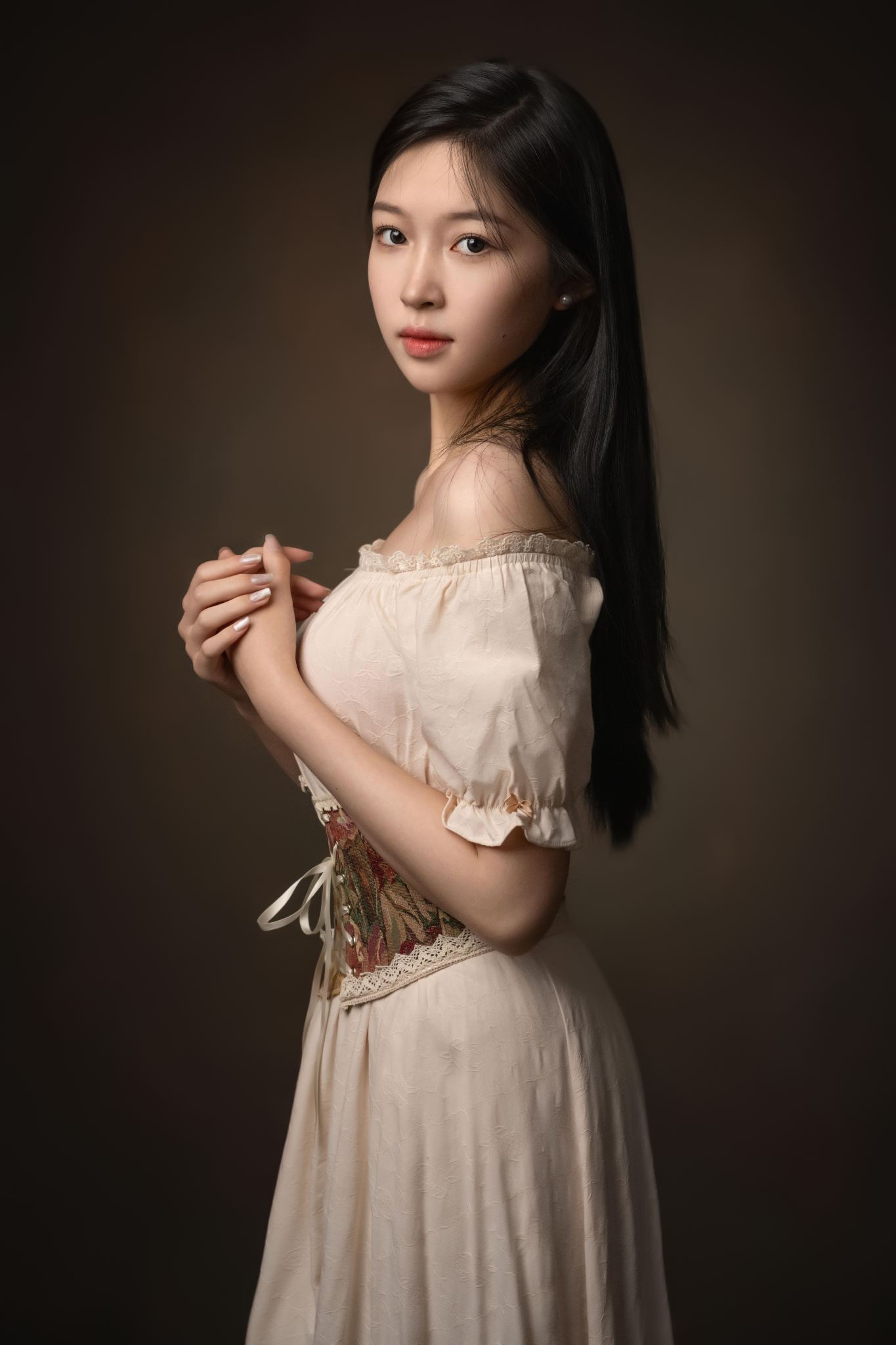 Lee Hu Women Asian Dress Dark Hair Bare Shoulders Model Brunette Portrait Studio 1365x2048
