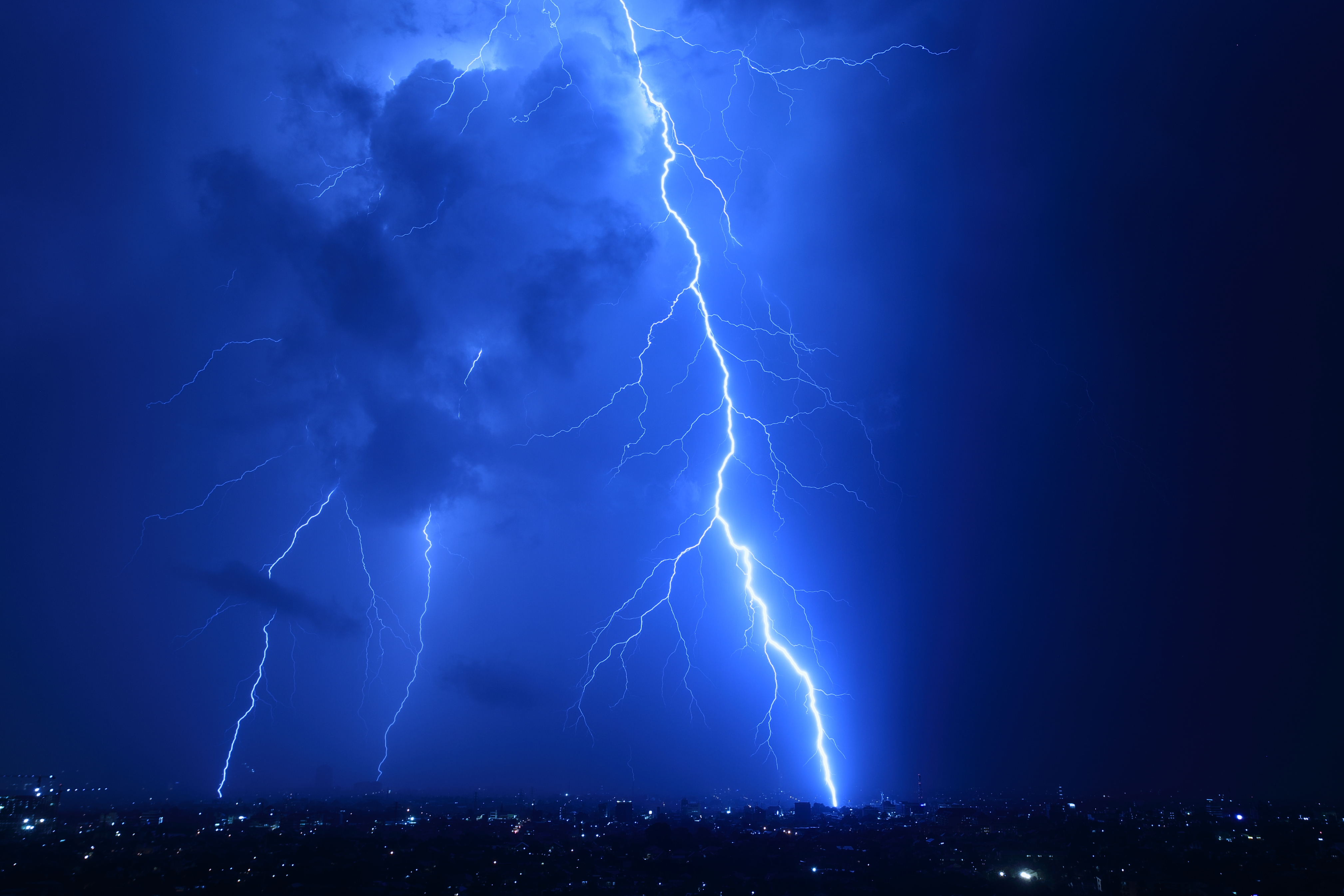 Lightning Thunderbolt Neon Blue Jakarta City Night 4036x2691