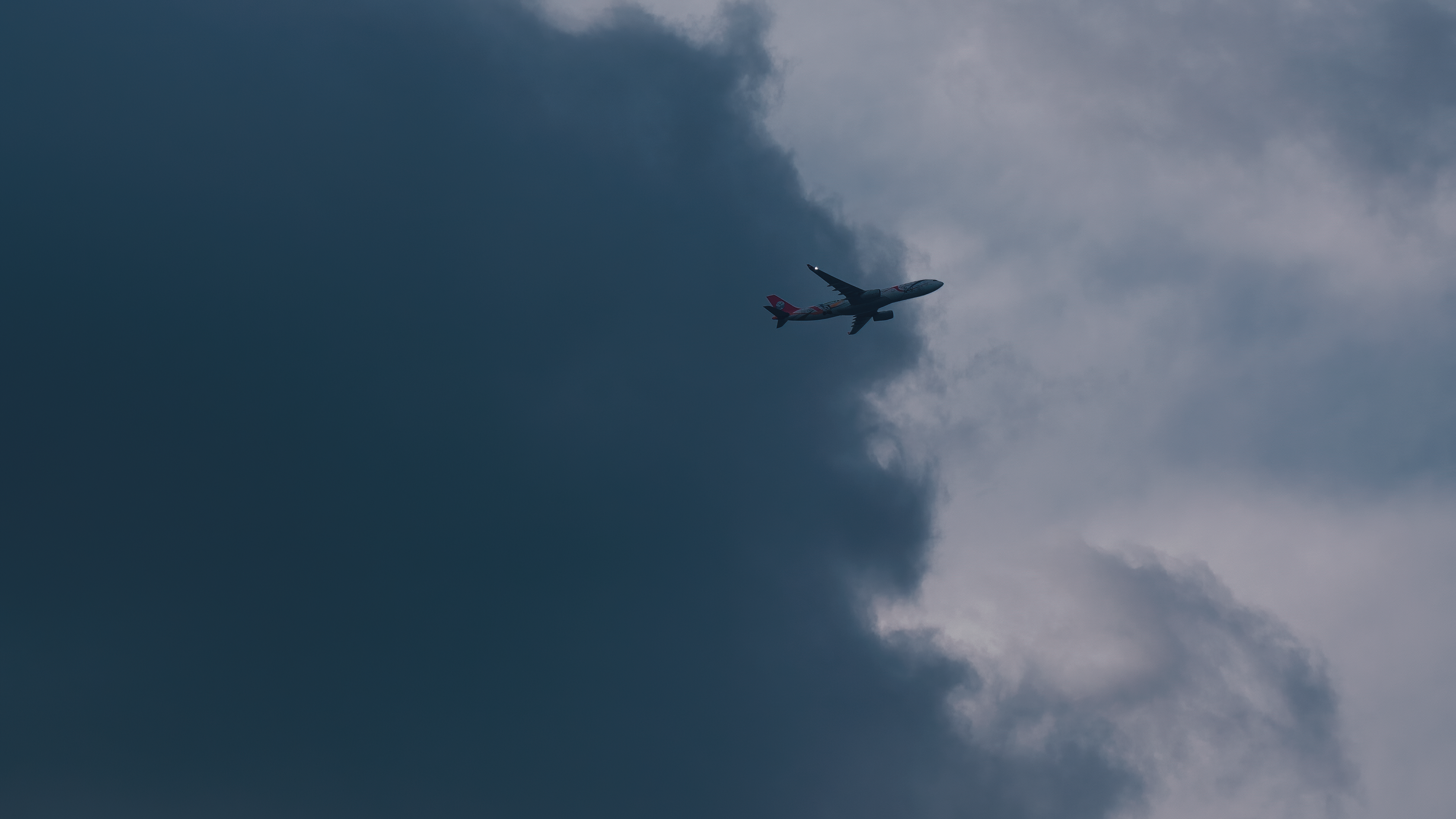 Airplane Sky Clouds 4000x2250