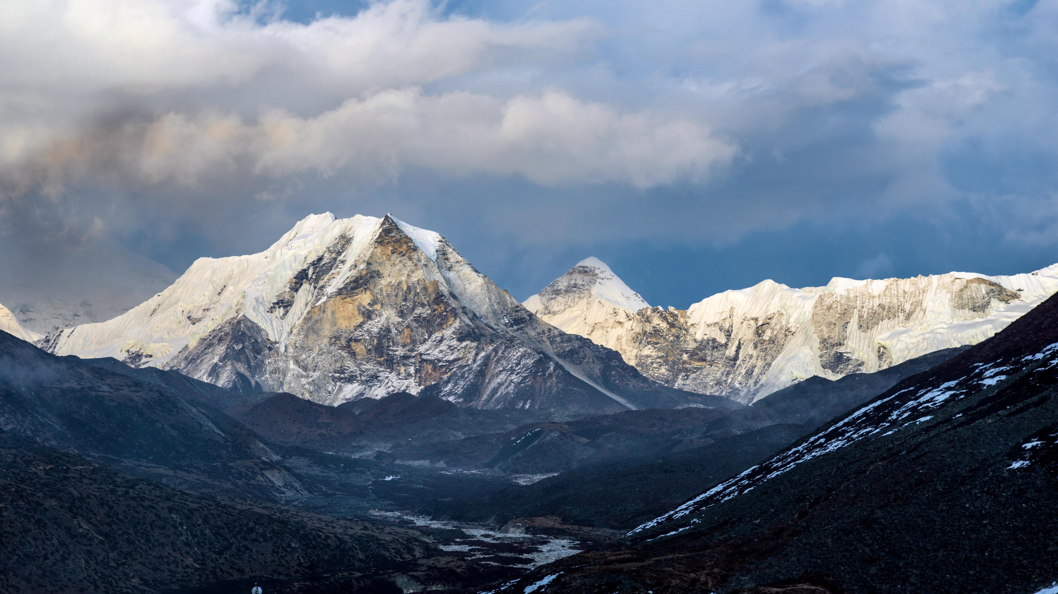 Nature Landscape Mountain Top Oleg Matronitskiy Island Peak Nepal 3500x1968