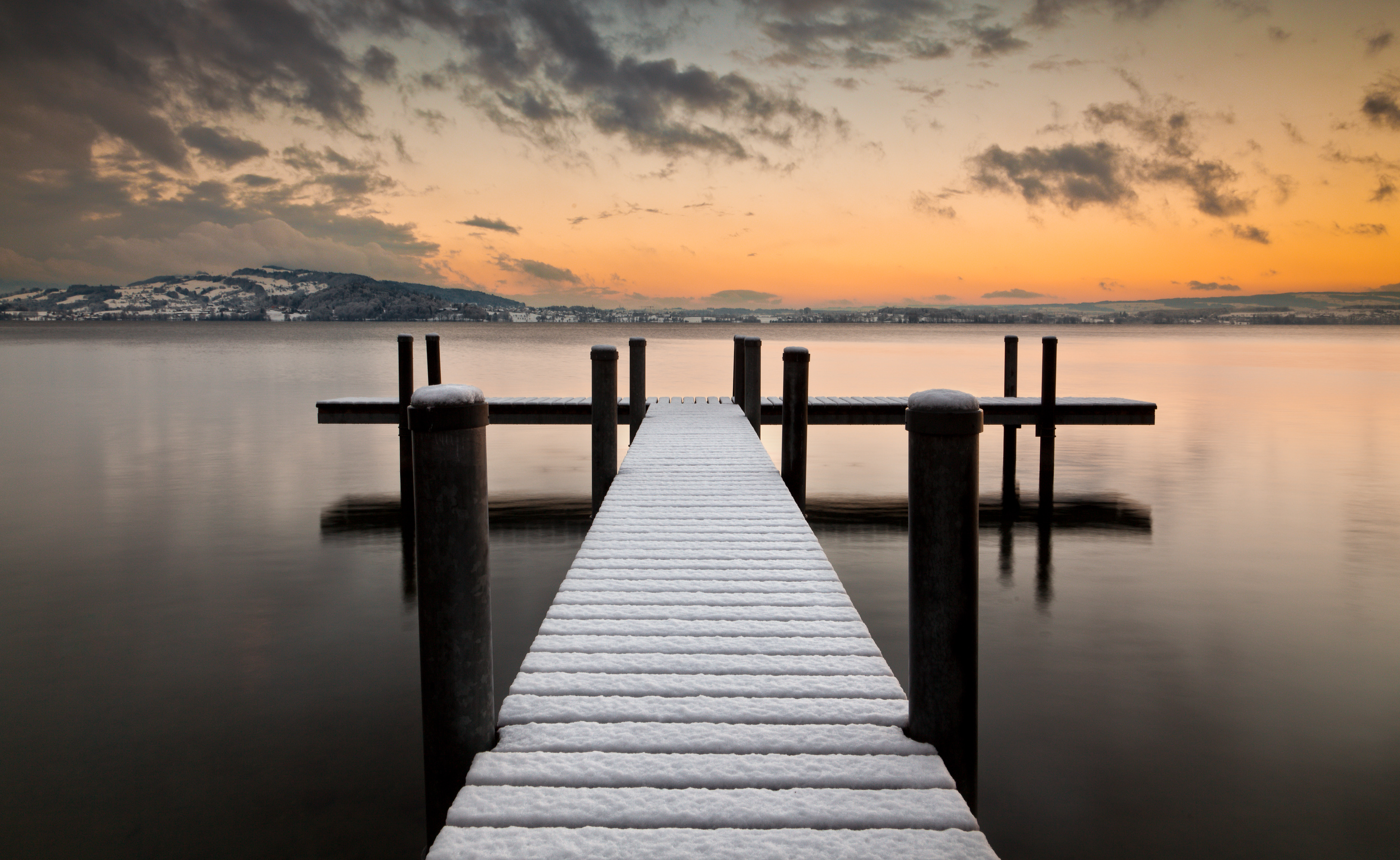 National Geographic Zug City Lake Pier Storm Jessica Meckmann Swiss Alps Snow 3253x2000