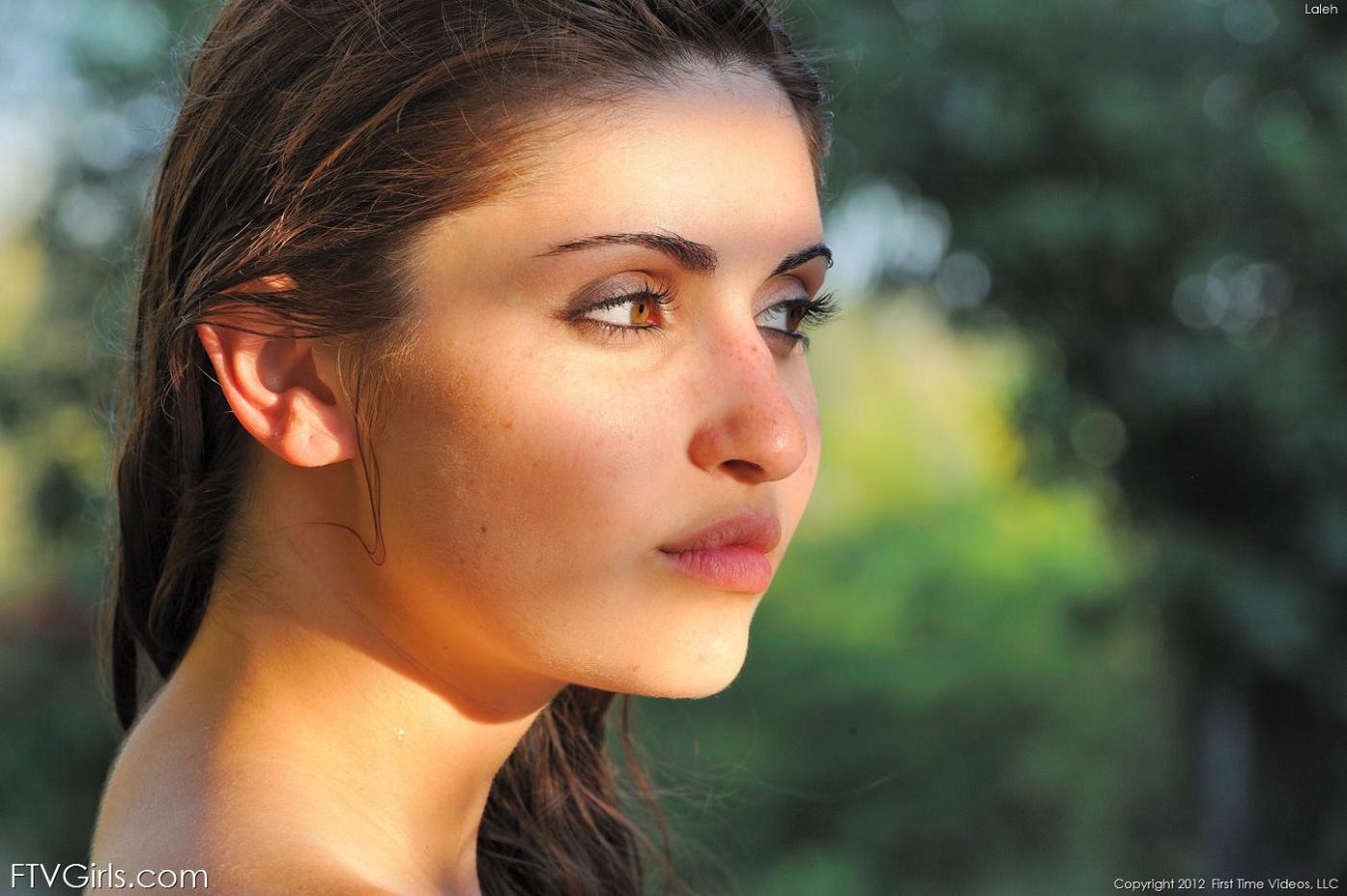 Women Brunette Face Closeup Brown Eyes Closed Mouth Necks Blurry Background Looking Away Long Hair S 1353x900