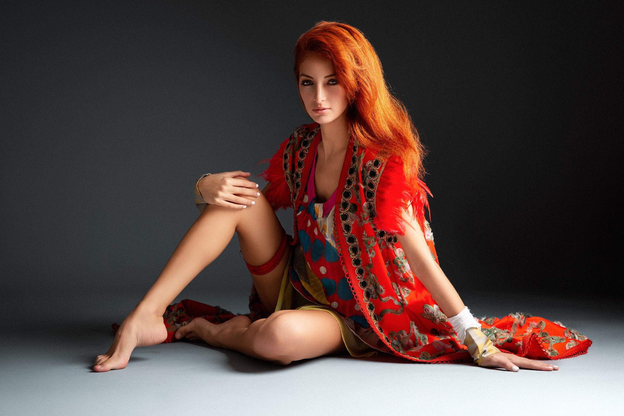 Amine Fassi Women Redhead Colorful Barefoot 2048x1365