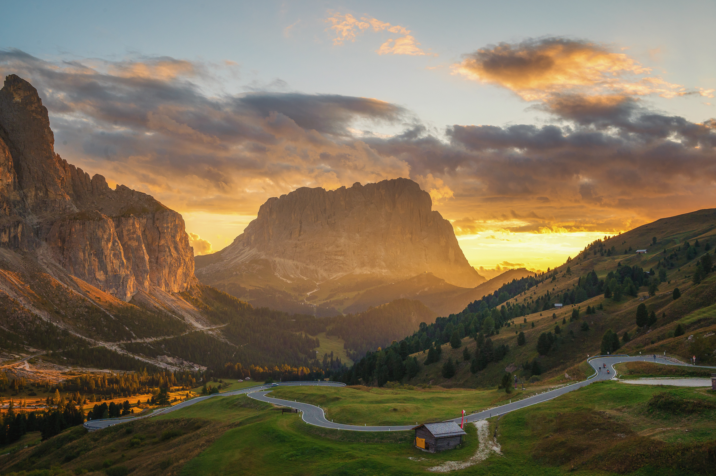 Nature Landscape Trees Road Hairpin Turns Asphalt Mountains Sky Clouds Grass Sunlight Sunset Dolomit 2400x1597