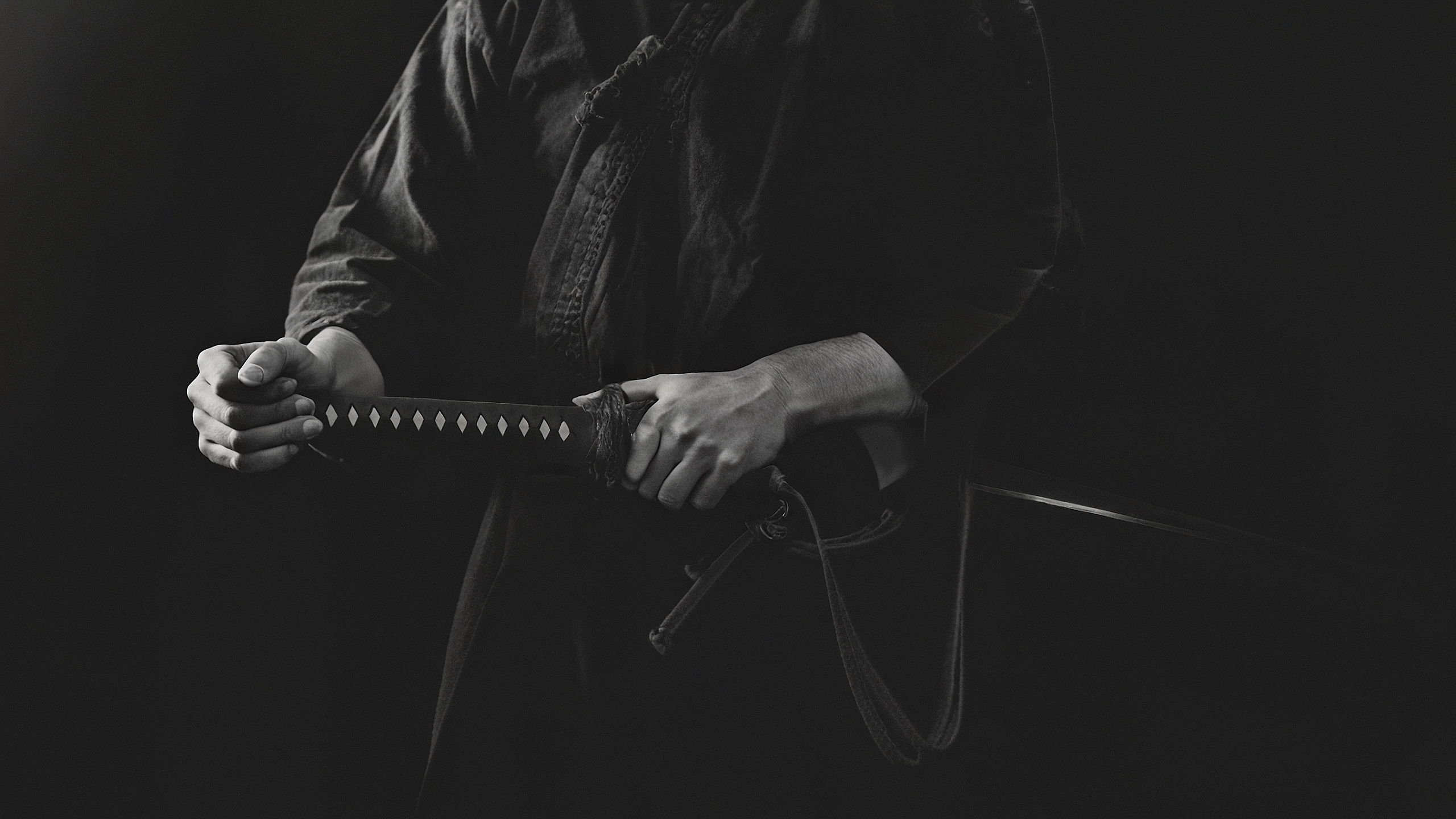 Samurai Men Katana Sword Monochrome Japan 2560x1440