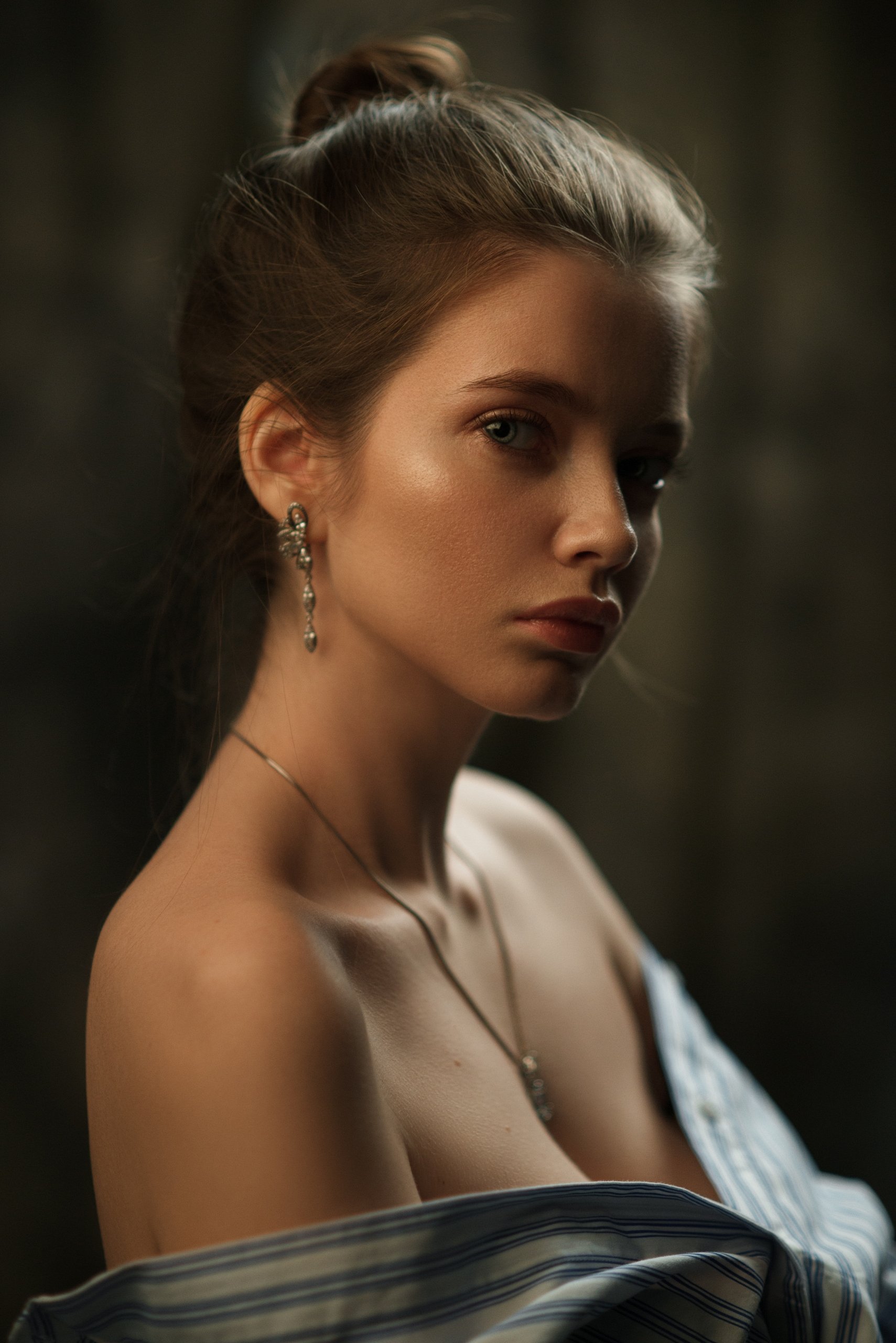 Pavel Cherepko Women Portrait Hairbun Necklace Portrait Display Model Brunette Bare Shoulders Earrin 1709x2560