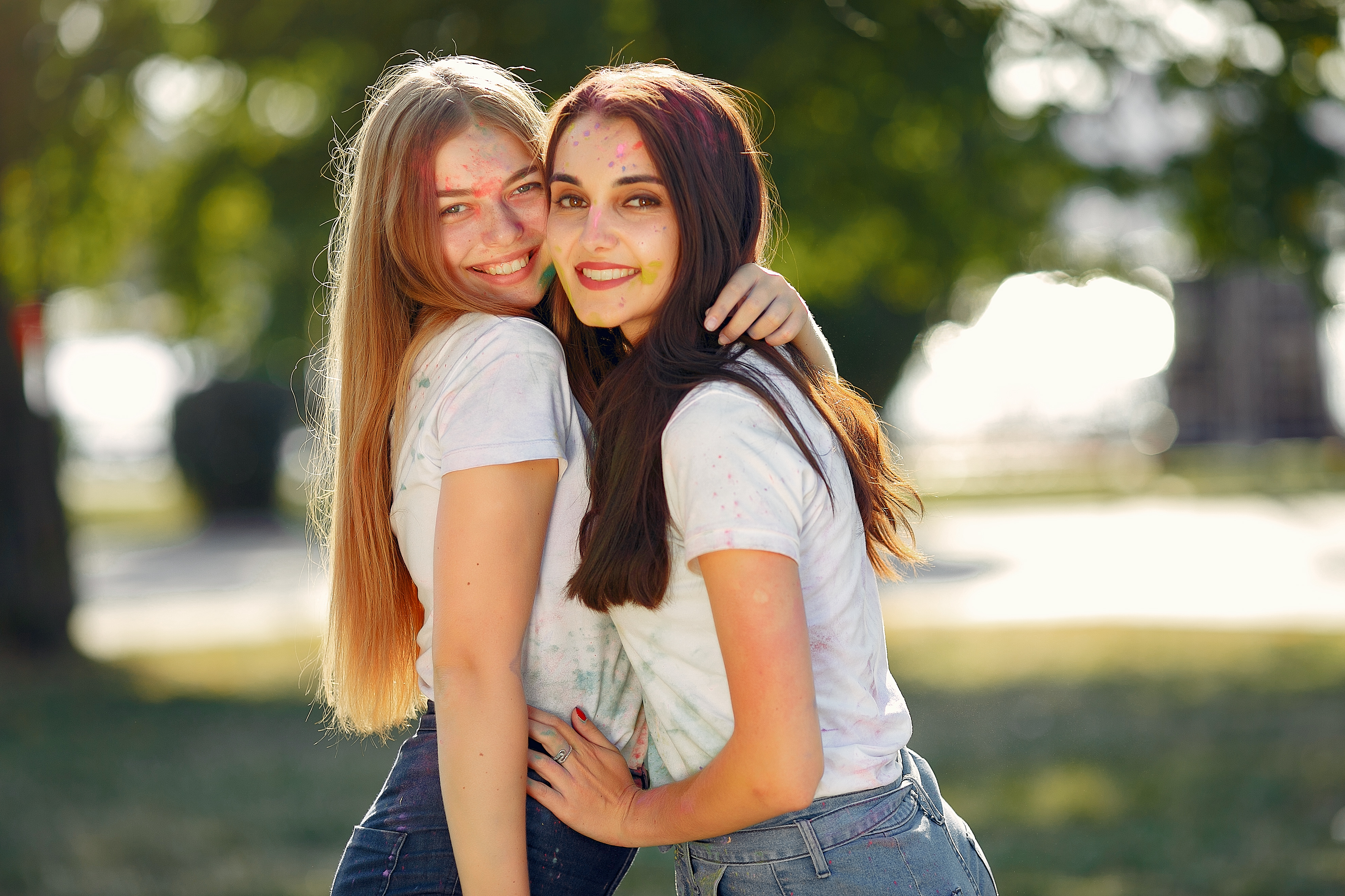 Women Oleg Baliuk Brunette Closeup Hugging 3960x2640