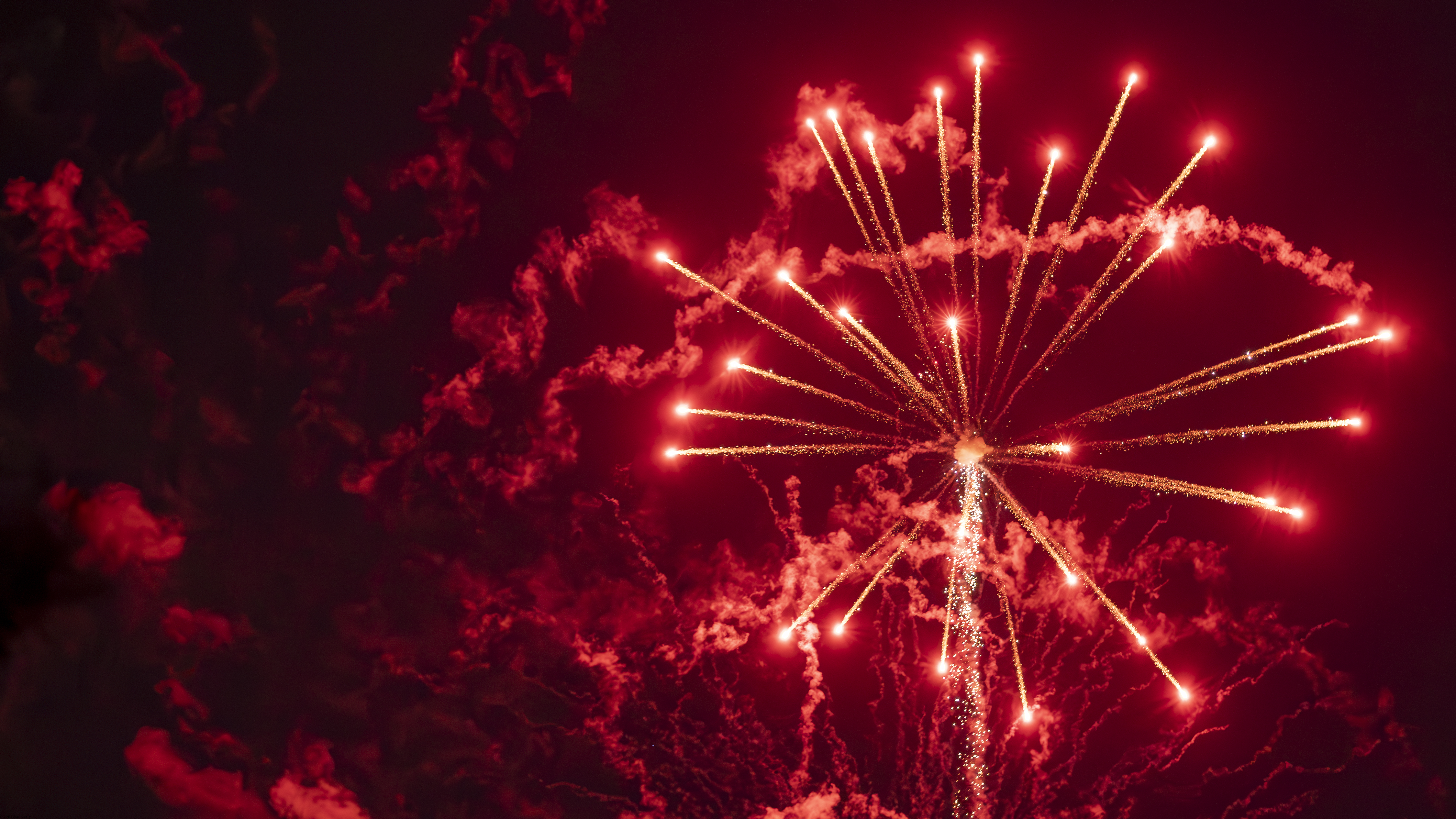 Fireworks Celebrations Fire Sky Smoke Jonathan Curry Photography Outdoors Red Night 4237x2383