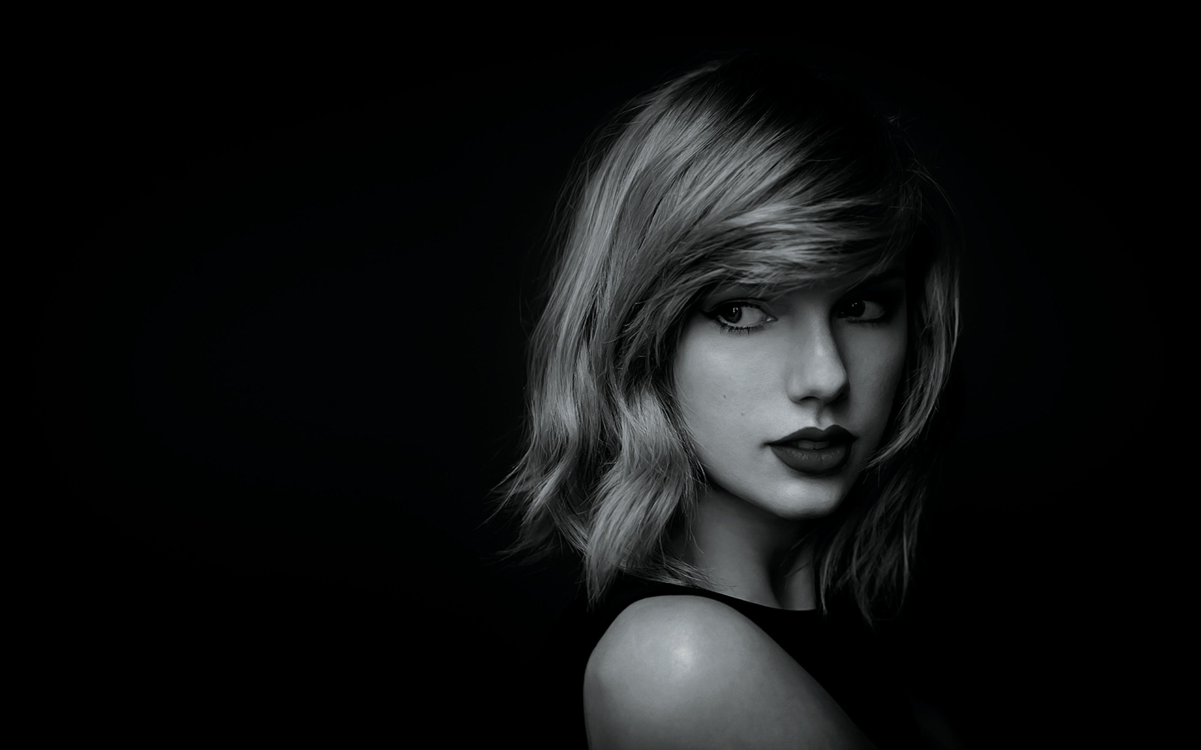 Taylor Swift Singer Monochrome 4000x2500