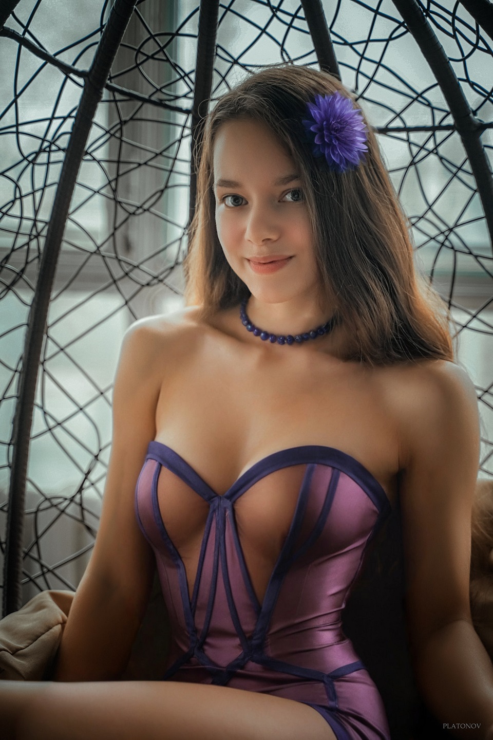 Ivan Platonov Women Flower In Hair Purple Clothing Smiling 960x1440