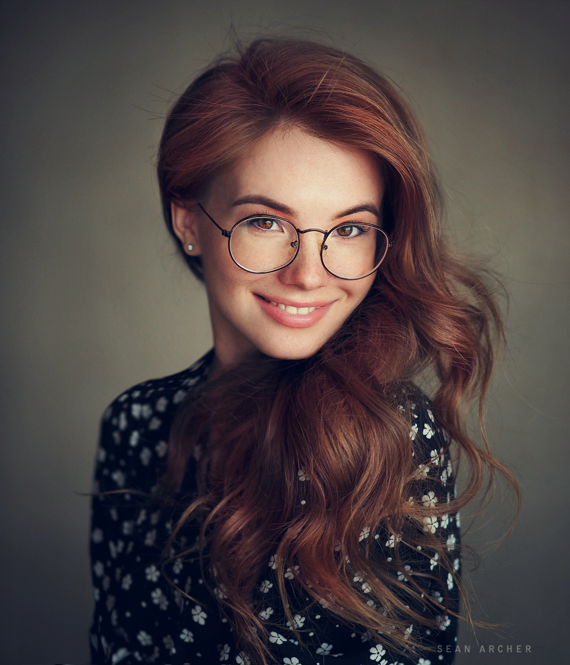 Sean Archer Model Women Simple Background Glasses 1111x1295