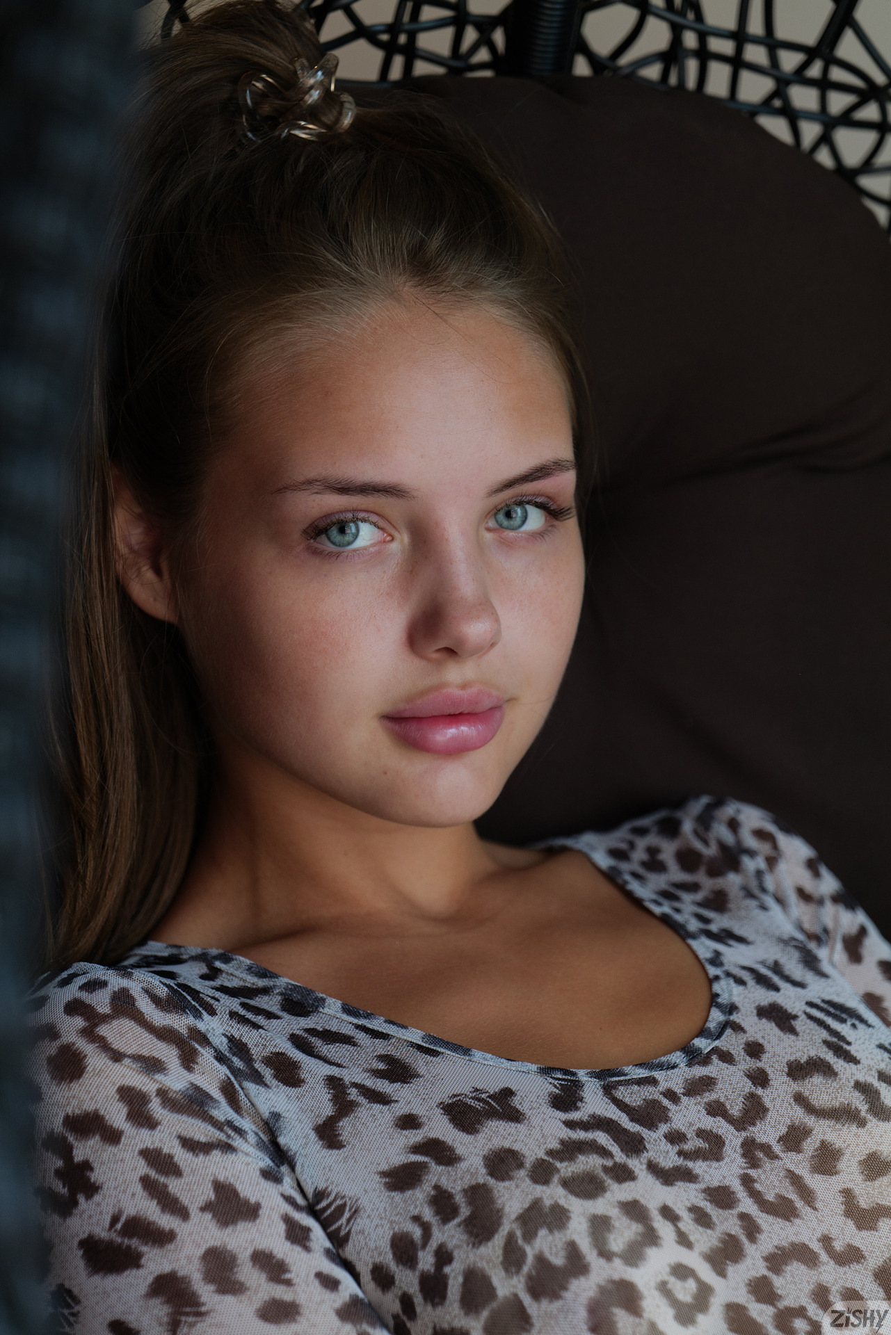 Ukrainian Women Model Portrait Display Brunette Blue Eyes Juicy Lips Face Looking At Viewer Ukrainia 1281x1920
