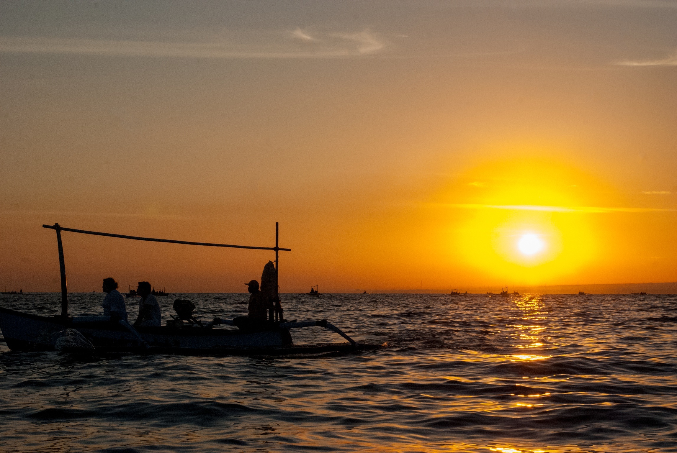 Sun Sunrise Morning Boat Orange Color Yellow Ocean Sea People Fishing Boat 2294x1536