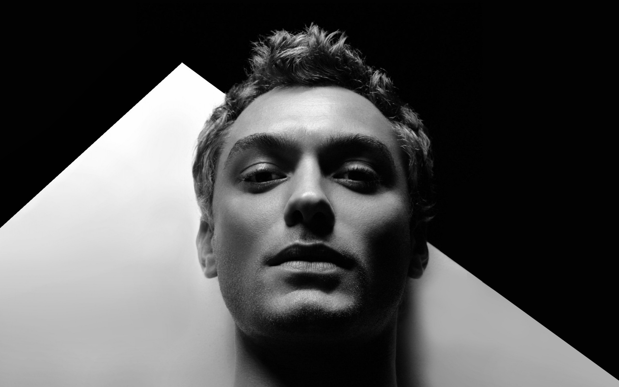 Jude Law English Actor 2560x1600