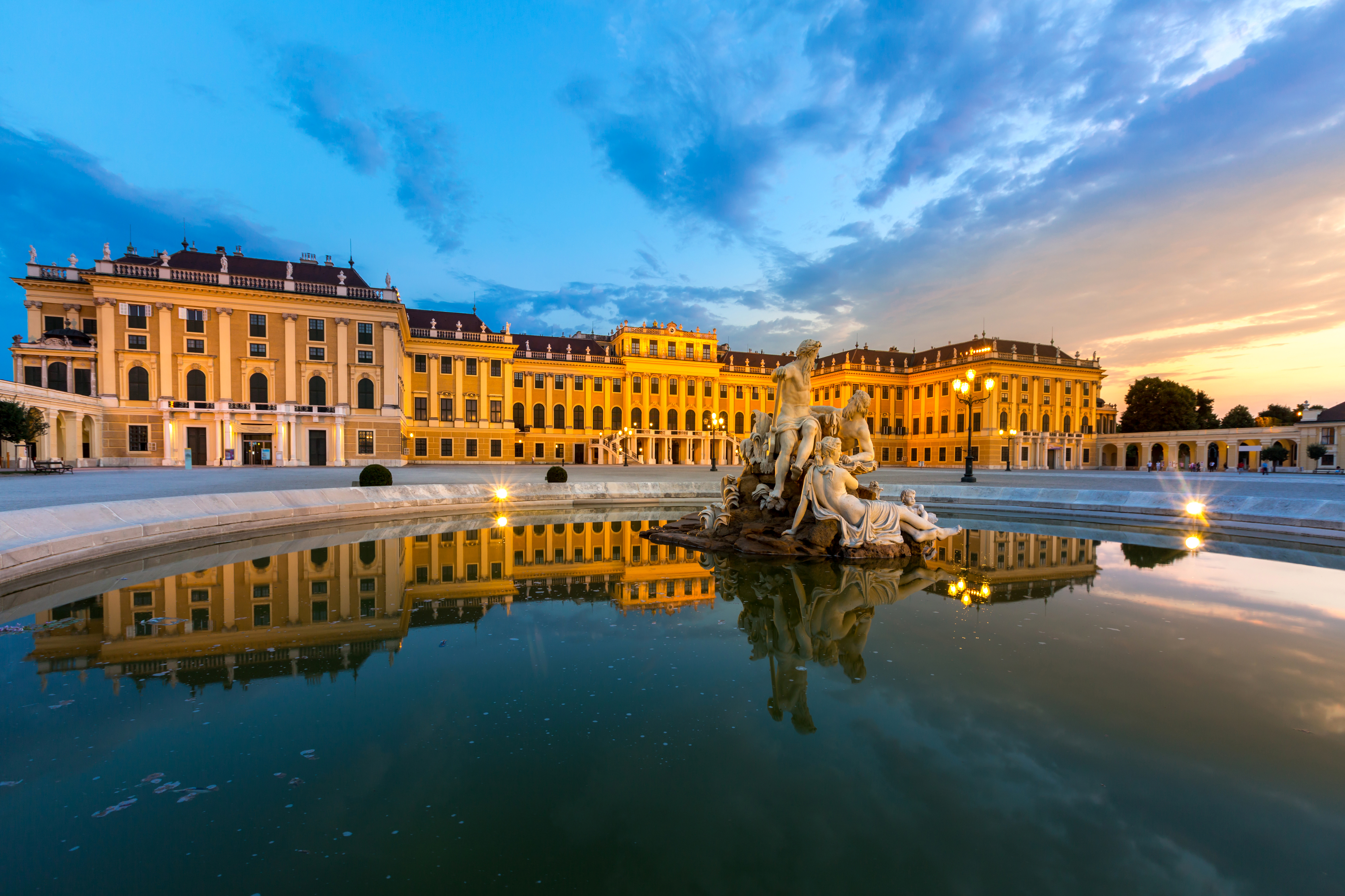Austria Vienna Schonbrunn Palace Statue Reflection Building 5581x3721