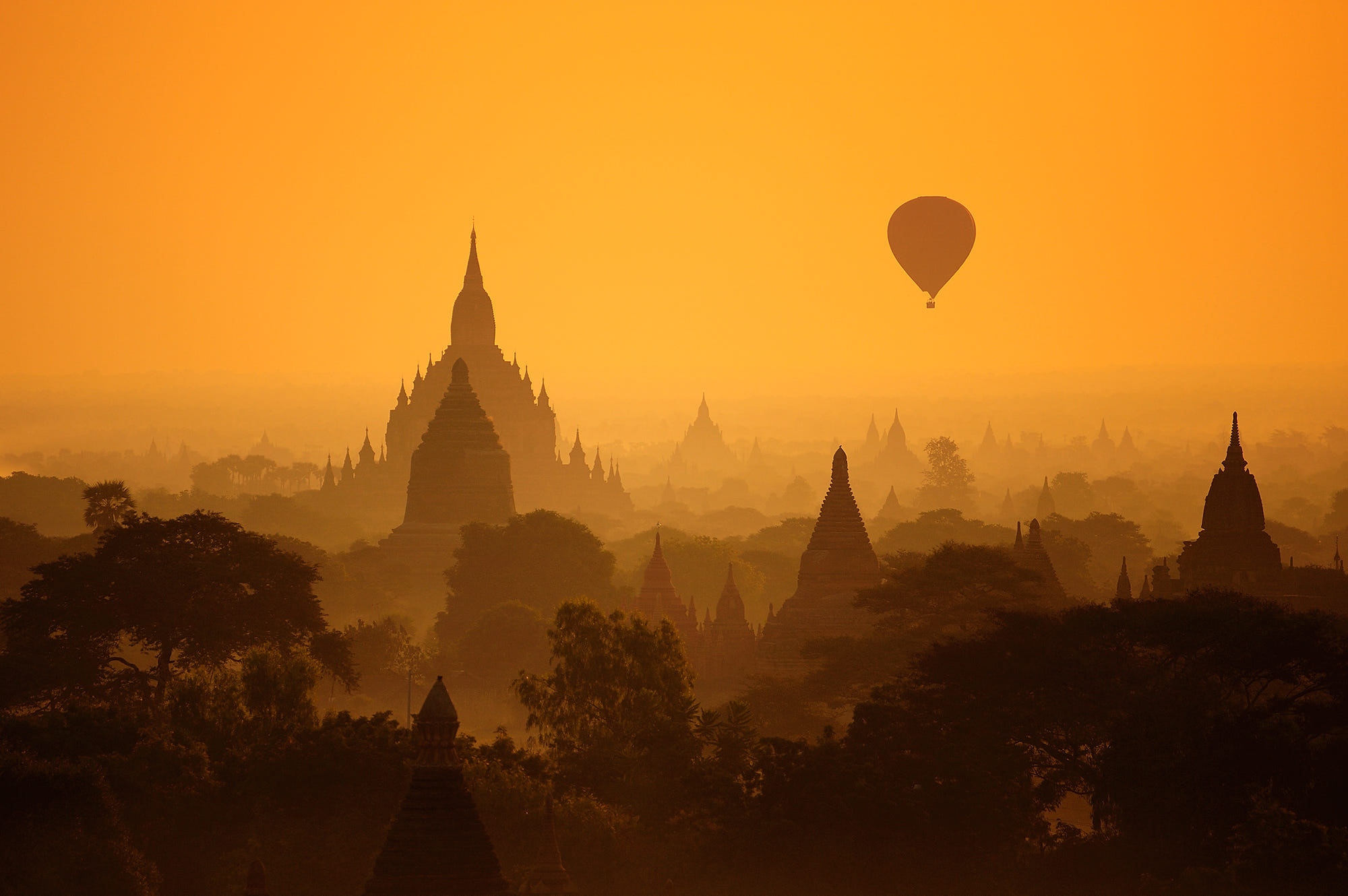 Photography Mist Hot Air Balloons Balloon Trees Flying Sunlight Bagan Myanmar 2000x1330