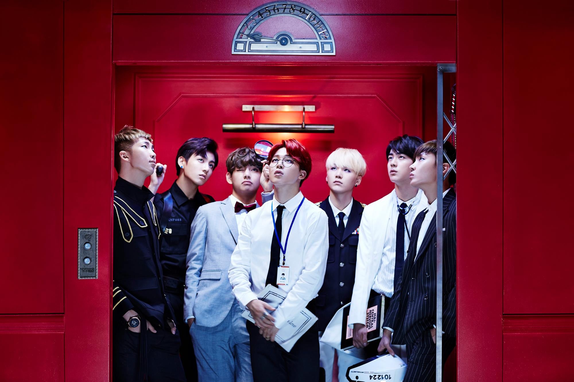 BTS Jimin Jin Bts Suga Jungkook V Bts K Pop Boy Bands Elevator 2000x1332