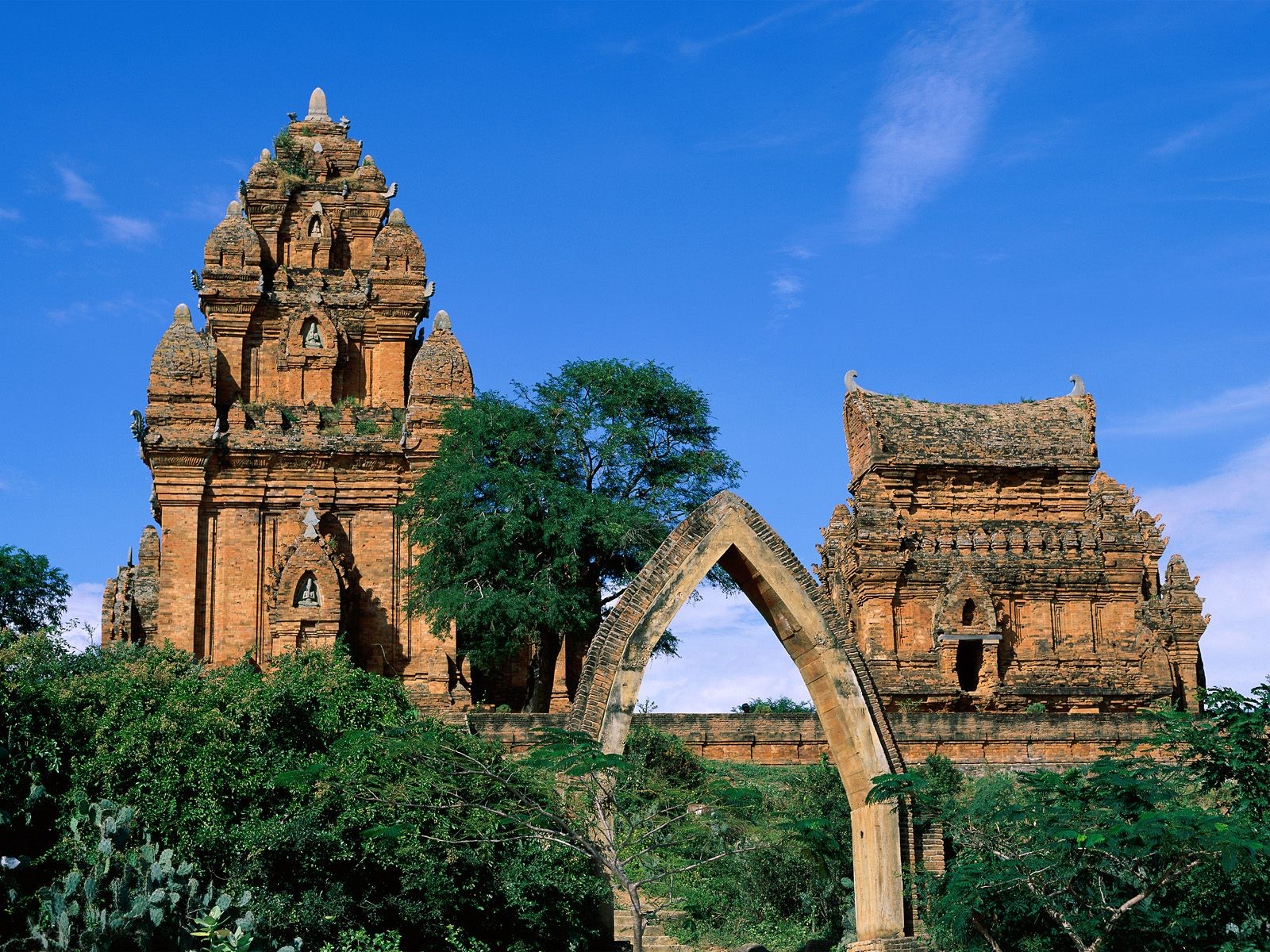 Ruin Vietnam Ruins Temple Hinduism Hindu Architecture 1600x1200