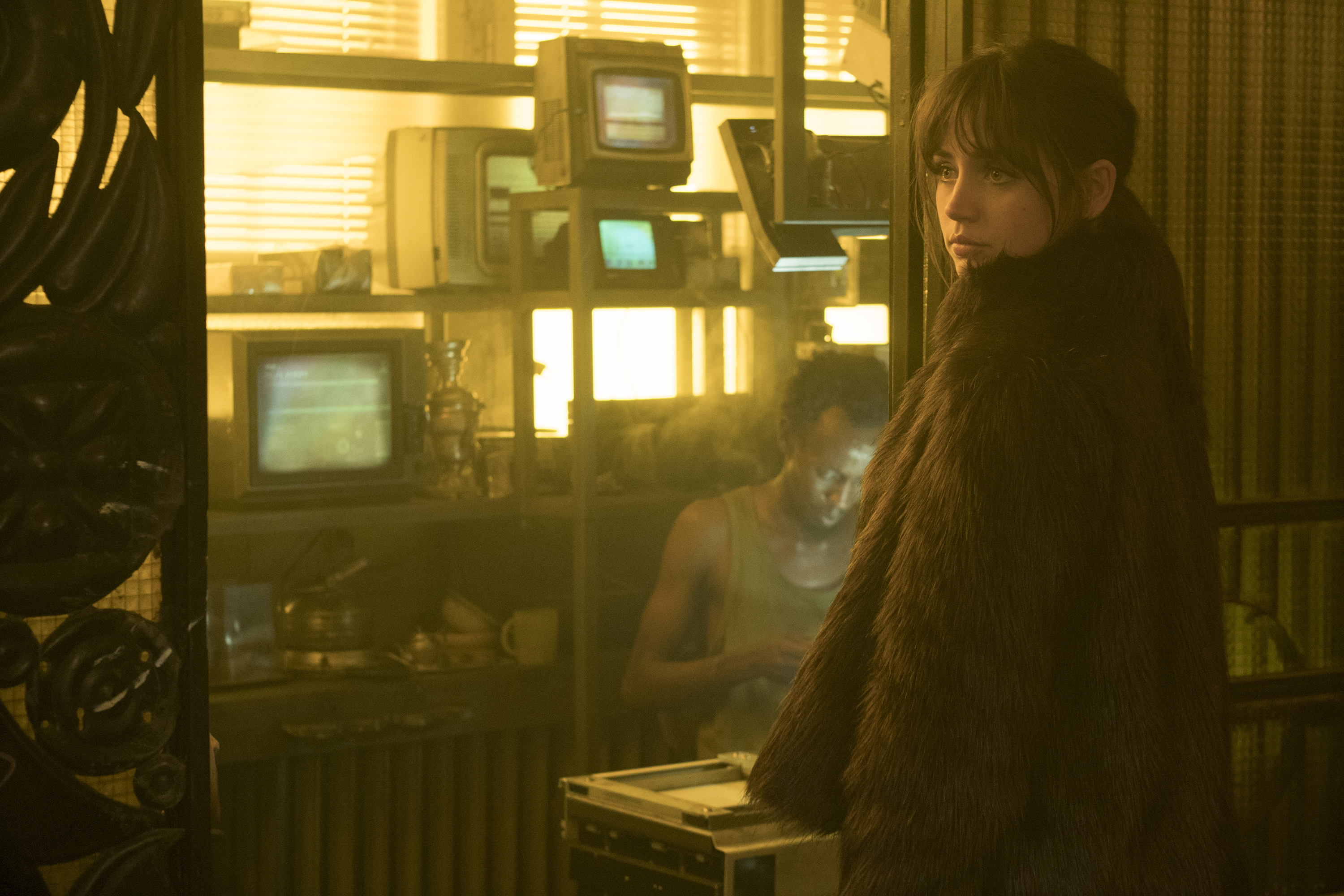 Blade Runner 2049 Movies Women Actress Ana De Armas Fur Coats Joi Blade Runner 3000x2000