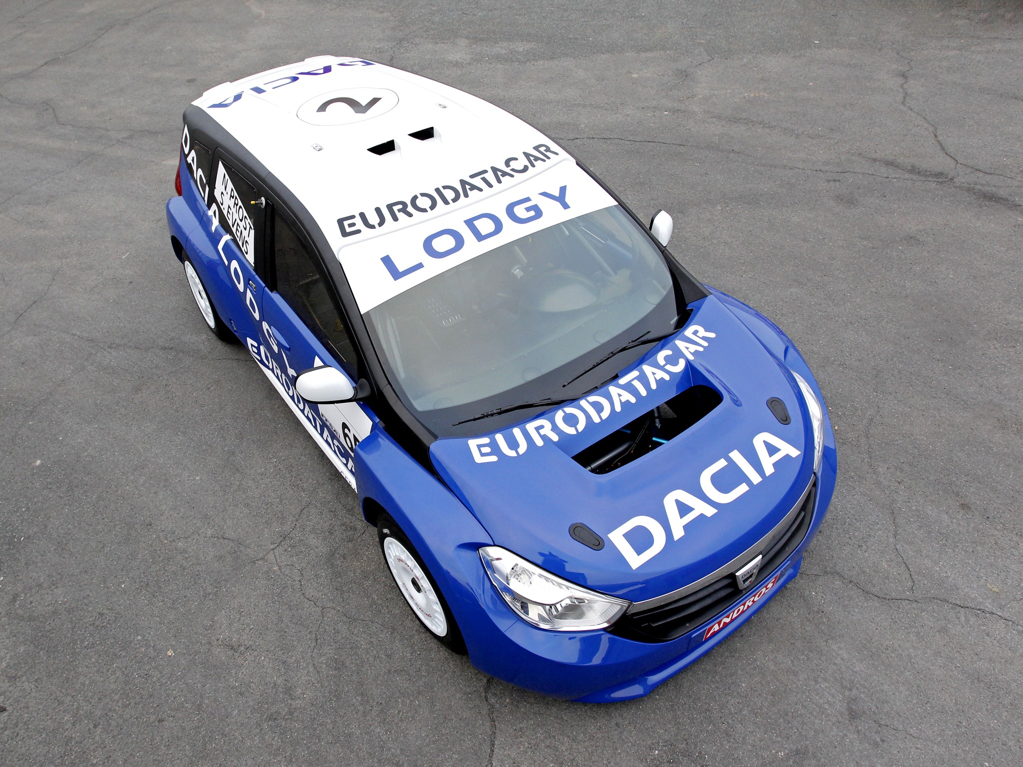Dacia 2048x1536