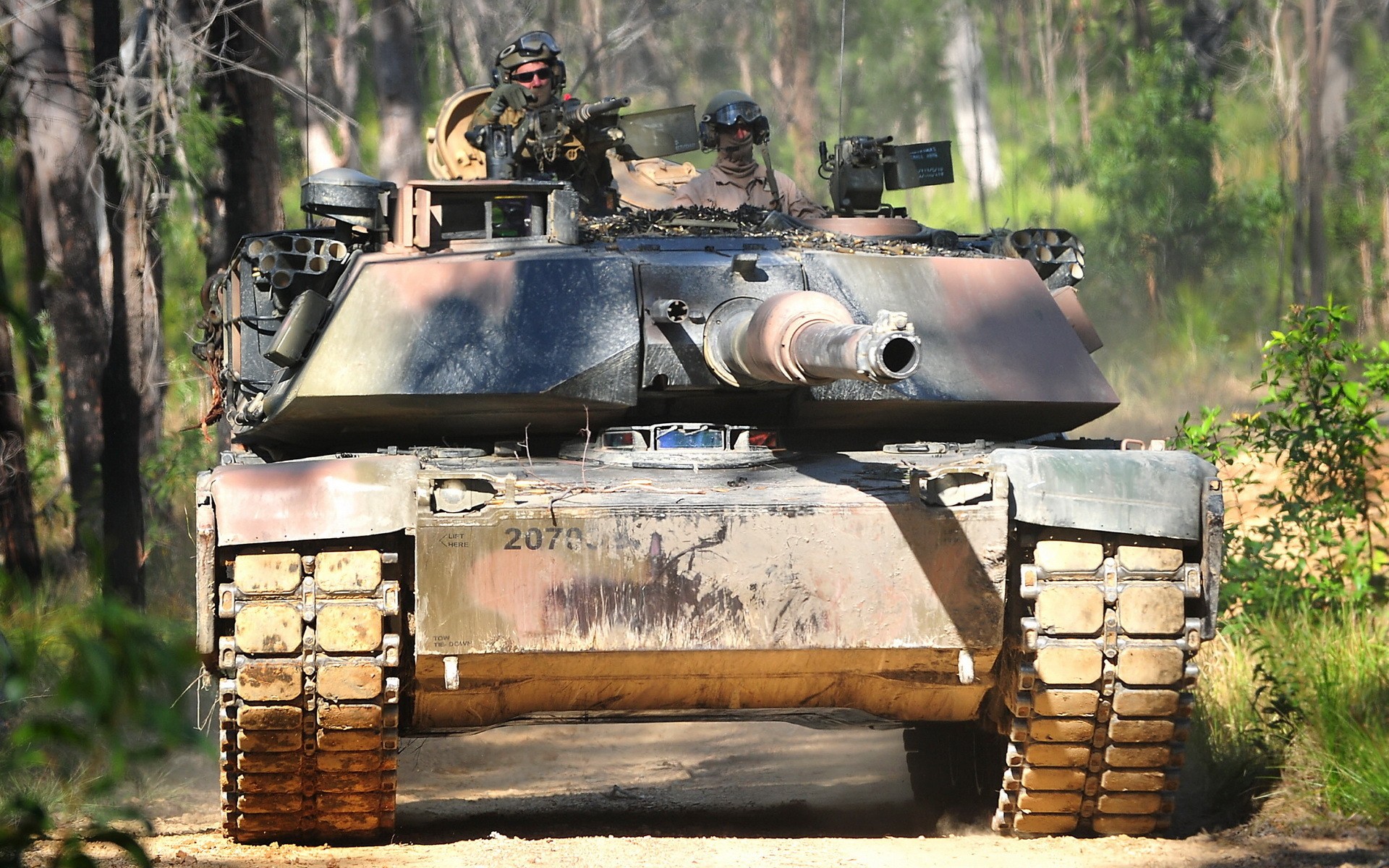M1 Abrams 1920x1200
