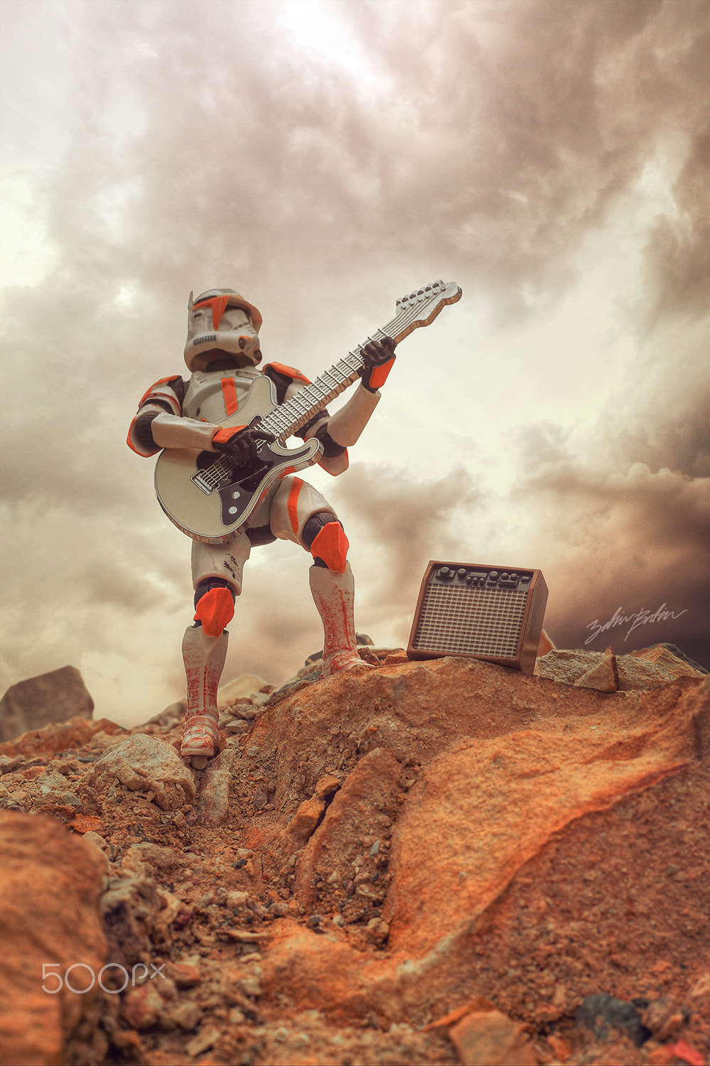 Toys 500px Zahir Batin Clonetrooper Star Wars Humor Amplifiers Guitar Vertical Brown 999x1500